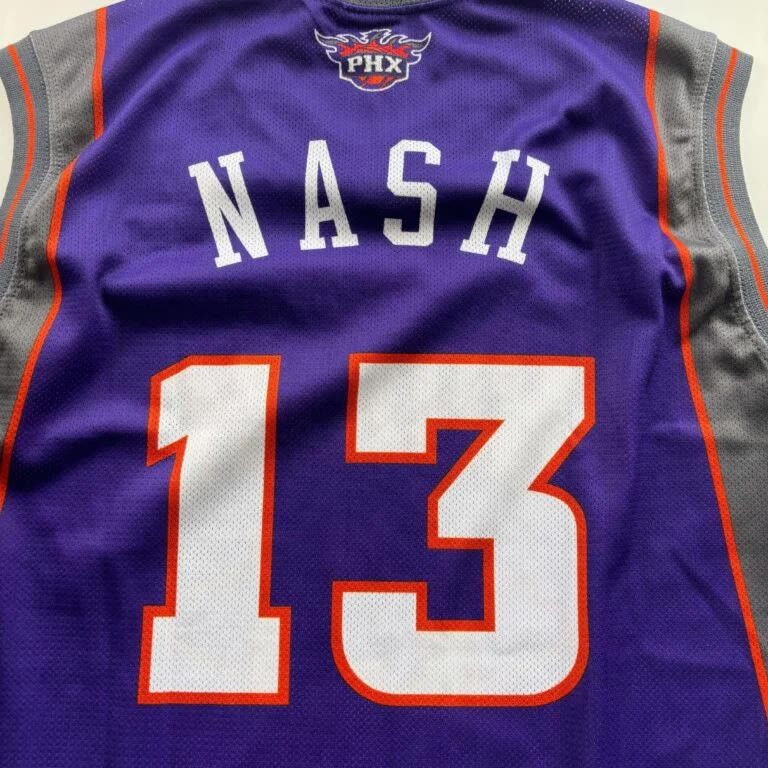 Champion Phoenix Suns Steve Nash Champion EU NBA jersey size M Size US M / EU 48-50 / 2 - 5 Thumbnail