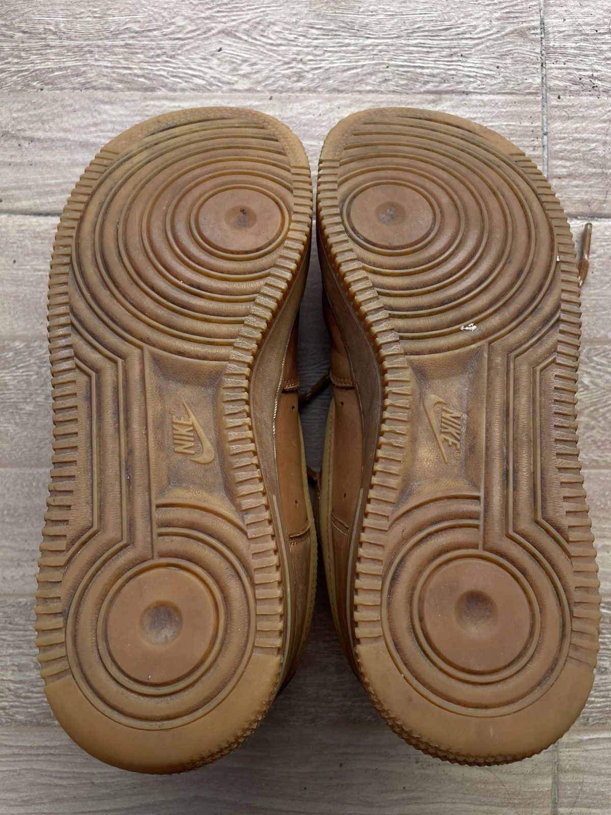 Nike Nike Air Force 1 '07 WB "Flax" sneaker in a flax/wheat Size US 8 / EU 41 - 4 Thumbnail
