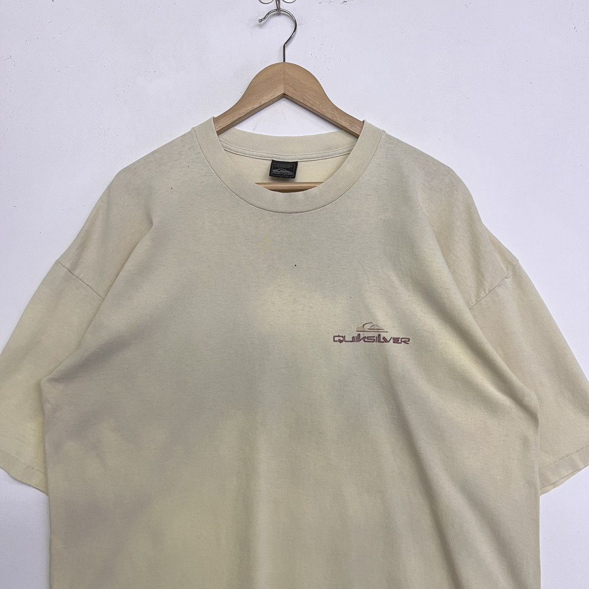 Quiksilver QUIKSILVER VINTAGE SURF SPELLOUT HEAVY WASH TSHIRT Size US XL / EU 56 / 4 - 8 Thumbnail