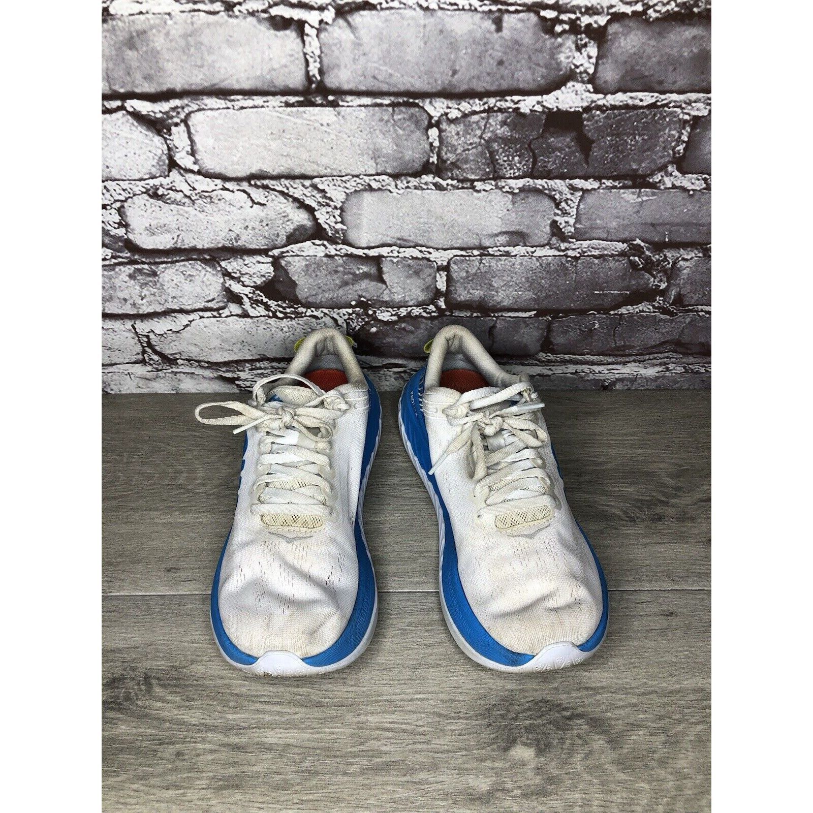 Hoka Hoka One One Carbon X Blue White Running Shoes Women 7B US/3 Size US 7 / IT 37 - 18 Thumbnail