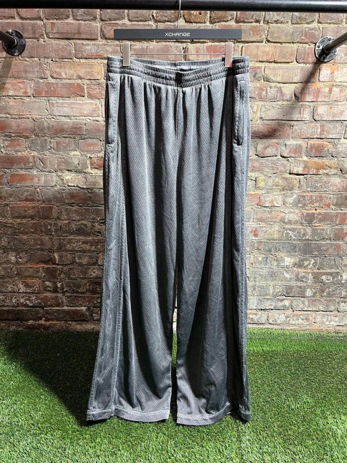 The GV Gallery Gv Gallery Grey Mesh Sweatpants Sz. XL Size ONE SIZE - 1 Thumbnail