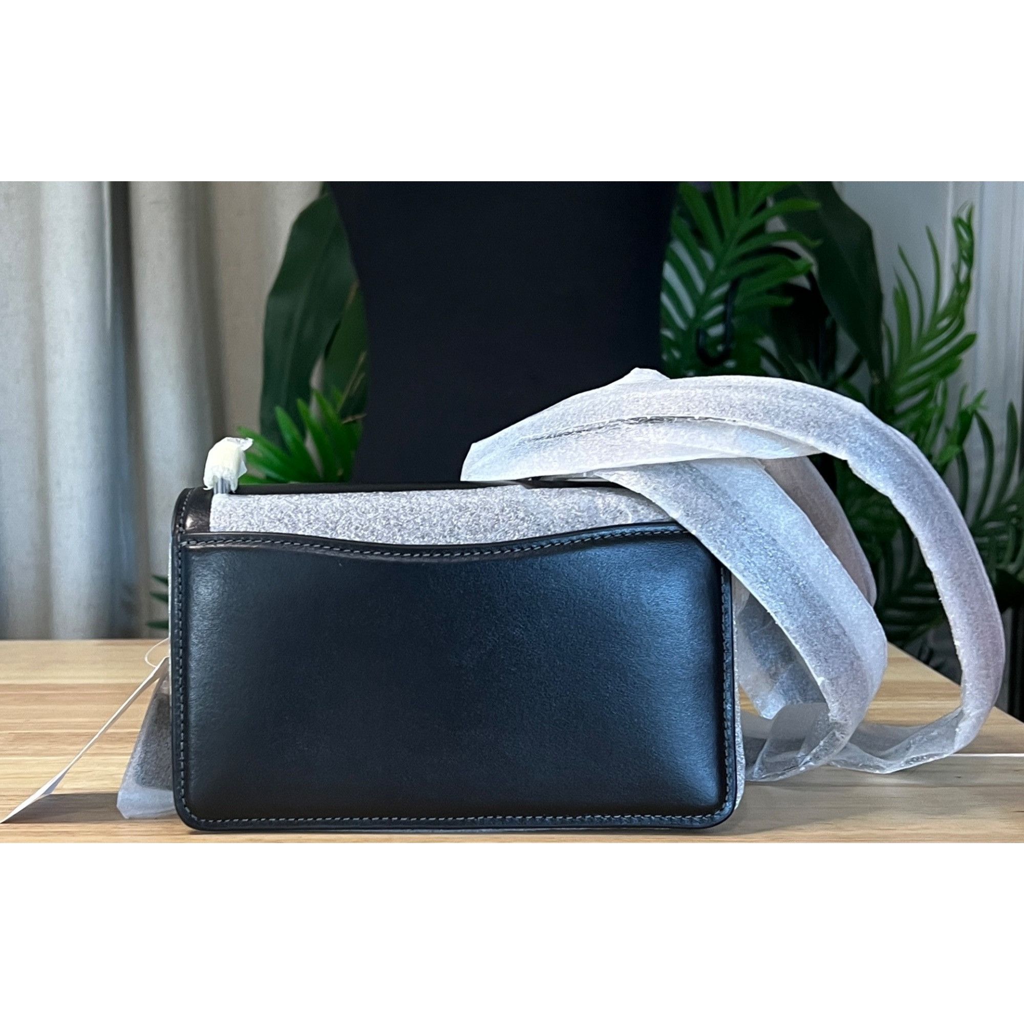Coach NWT! Coach Women's Luxe Refined Black Calf Leather Bandit C Size ONE SIZE - 6 Thumbnail