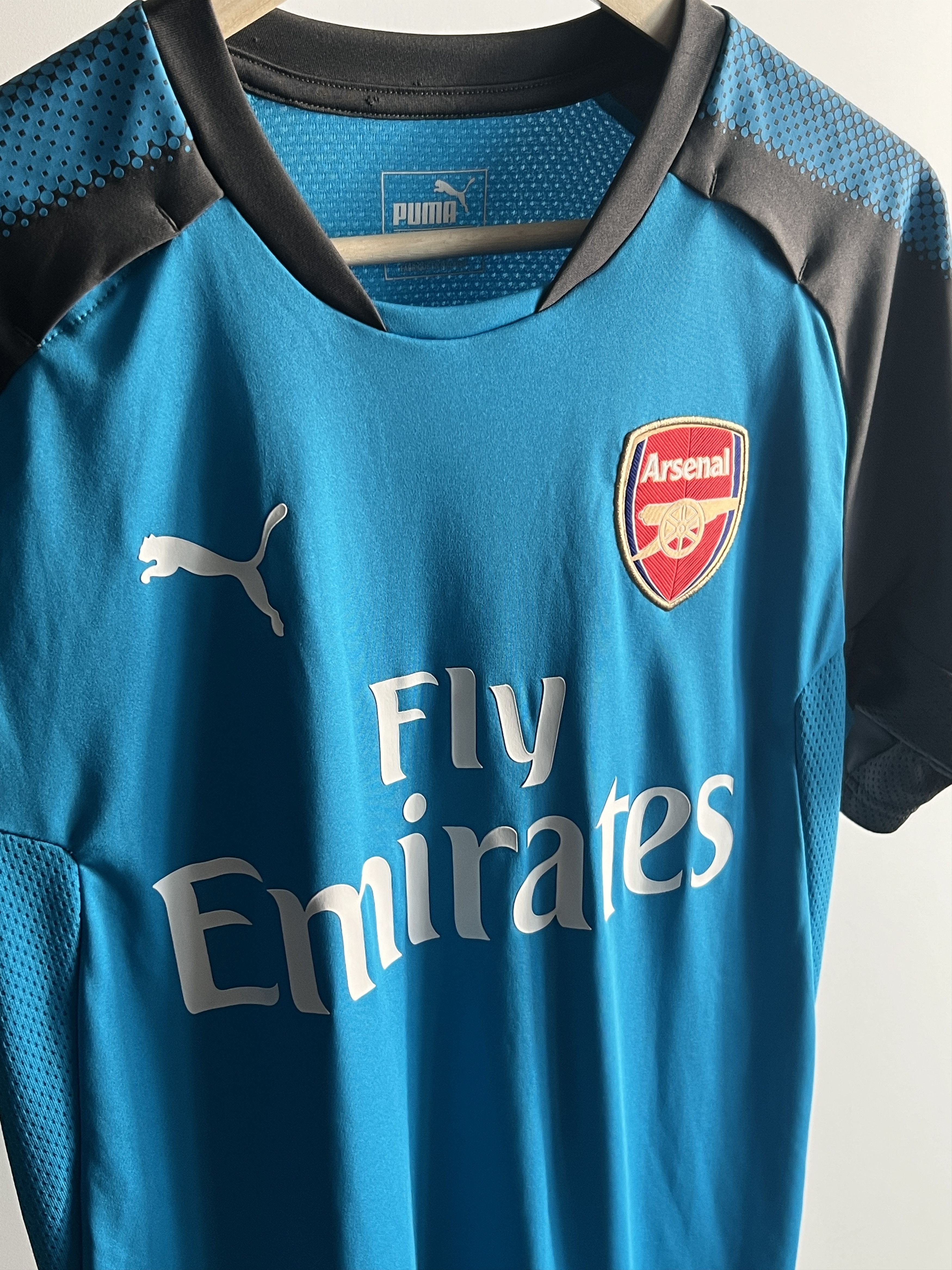 Puma Soccer Jersey Puma Arsenal London 2018/19 Training T Shirt Size US S / EU 44-46 / 1 - 4 Thumbnail