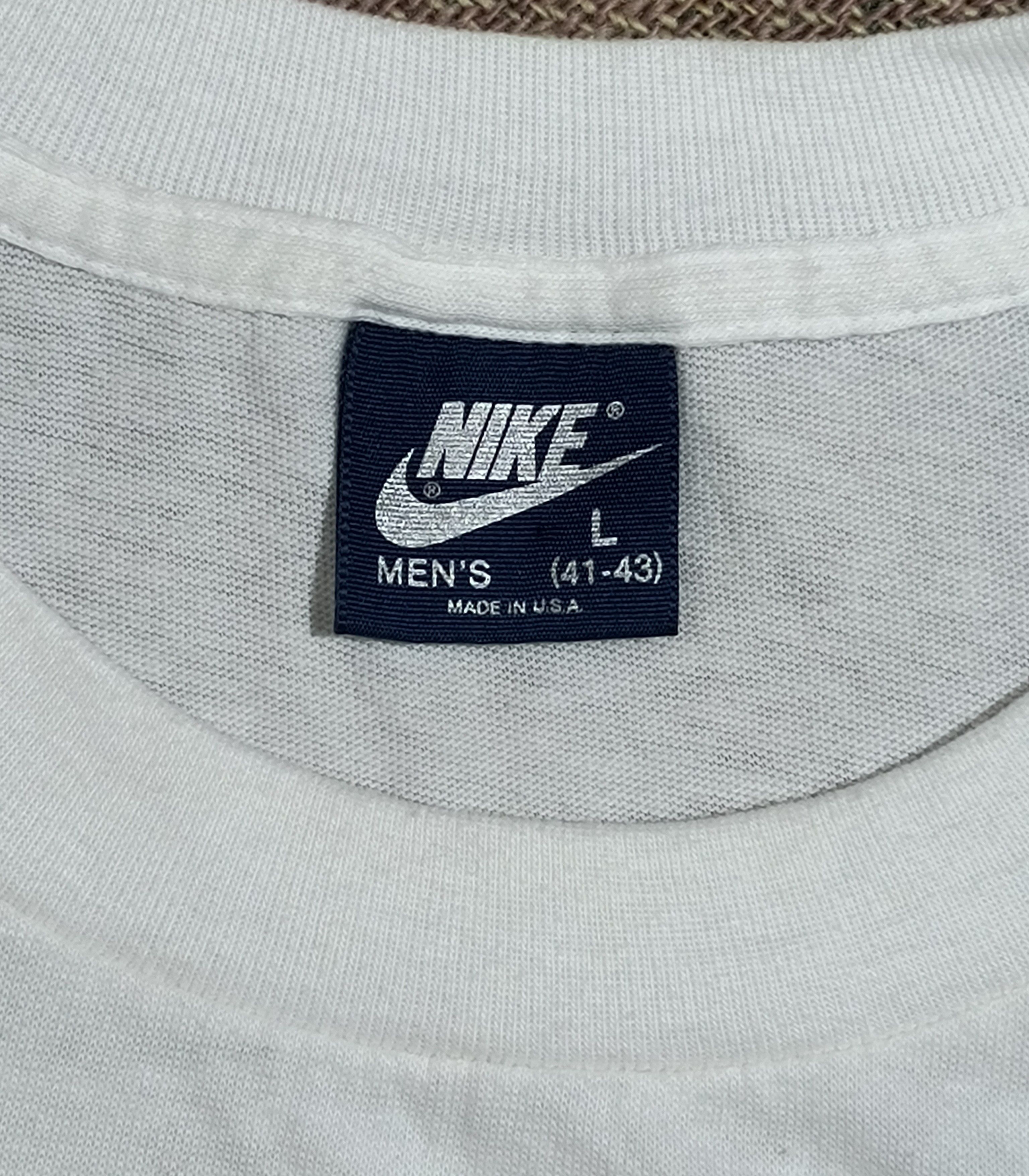 Nike Vintage Nike swoosh 80s tee Size US L / EU 52-54 / 3 - 3 Thumbnail