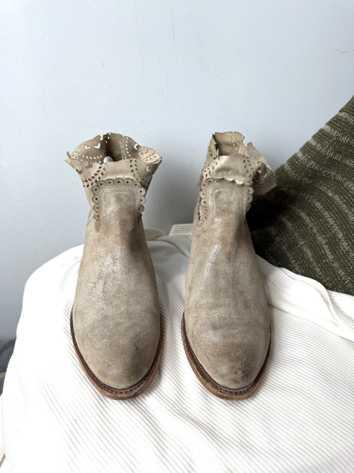Cowboy Equipment Rare! Vintage Sendra Suede Boots Cowboy Avant Garde Size US 8 / IT 38 - 7 Thumbnail