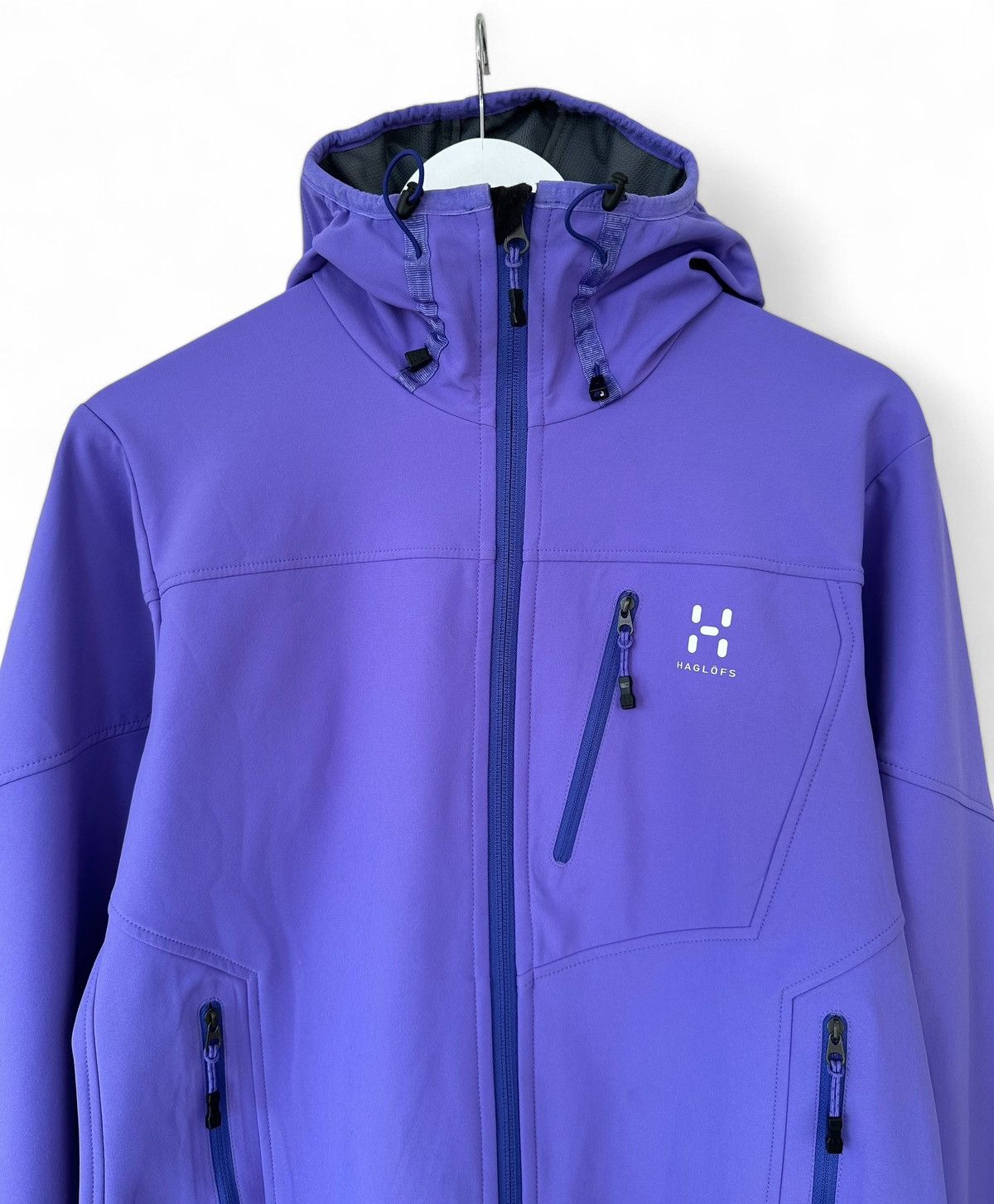 Haglofs Haglofs Sample Purple Proof Jacket Hood Women's Size M Size M / US 6-8 / IT 42-44 - 3 Thumbnail