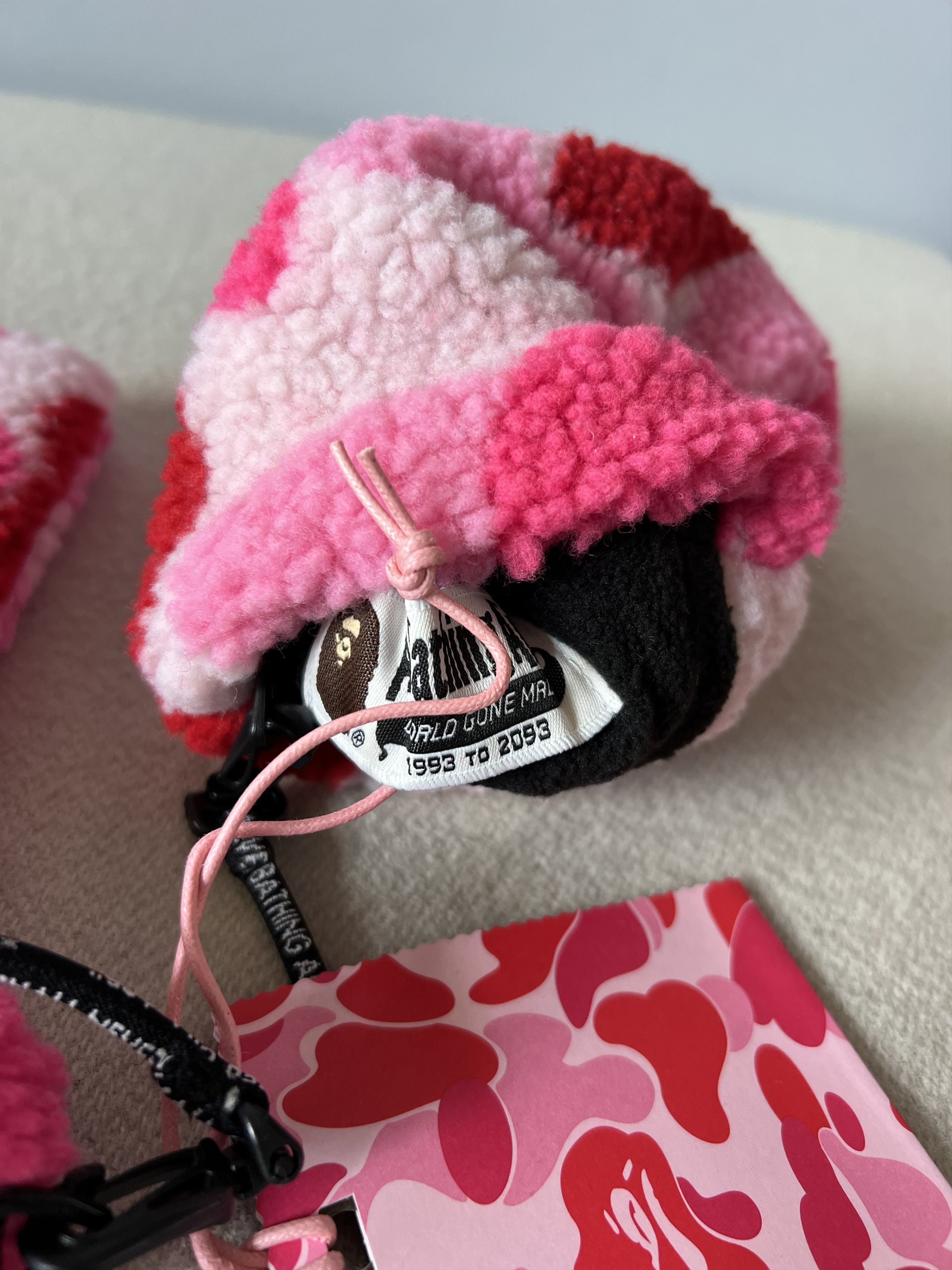 Bape Bape ABC BOA Mittens in Pink Size ONE SIZE - 4 Thumbnail