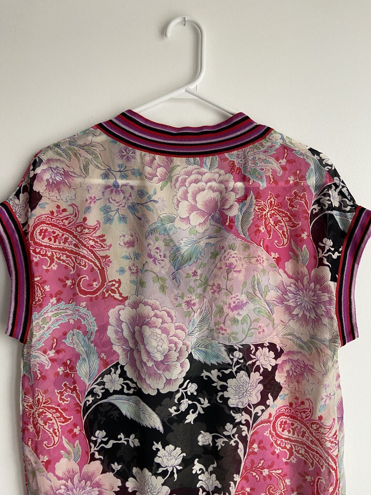 Emanuel Ungaro Emanuel Ungaro Silk Paisley Top Size S / US 4 / IT 40 - 8 Thumbnail