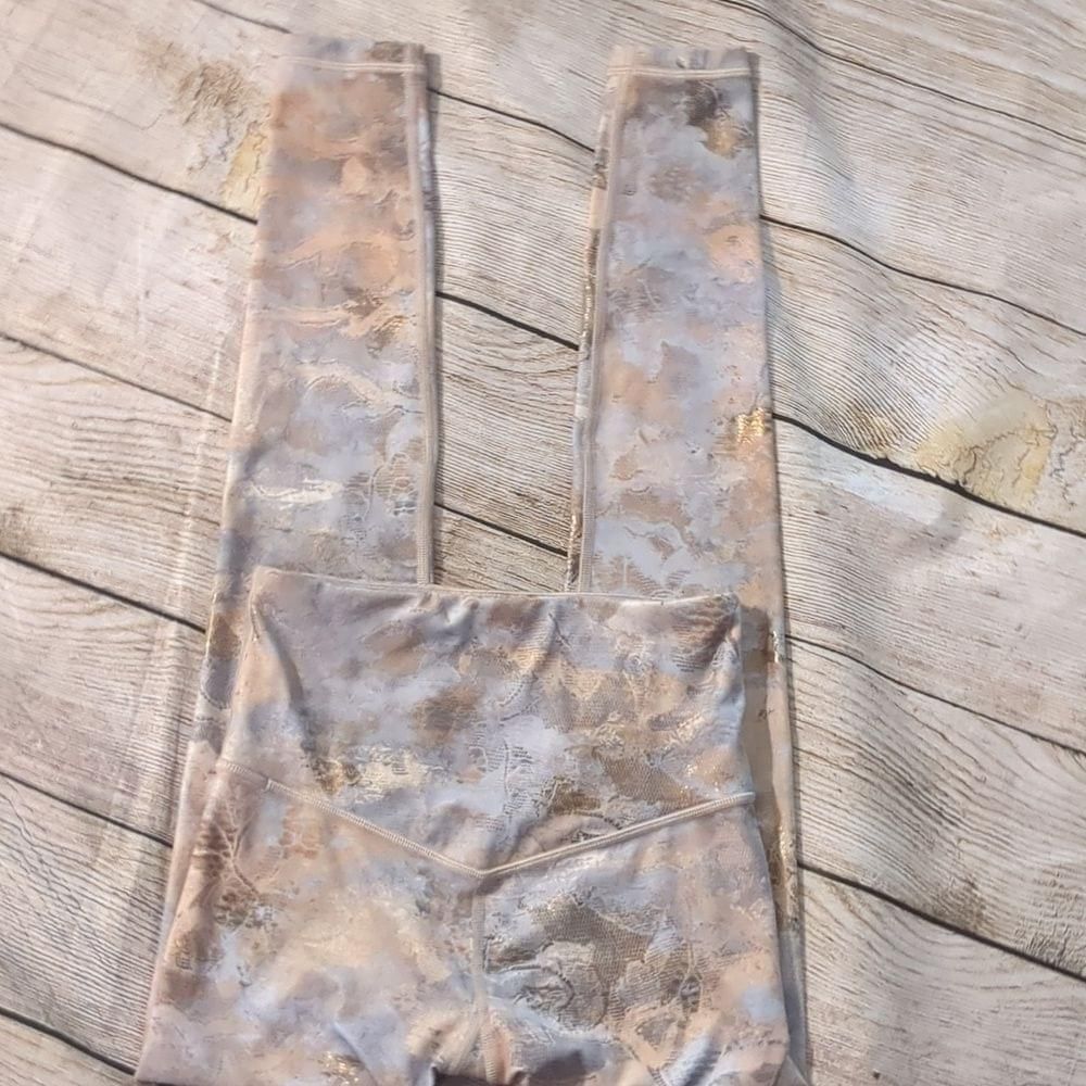 Athleta Athleta gold snakeskin leggings size XXS Size 22" - 4 Thumbnail