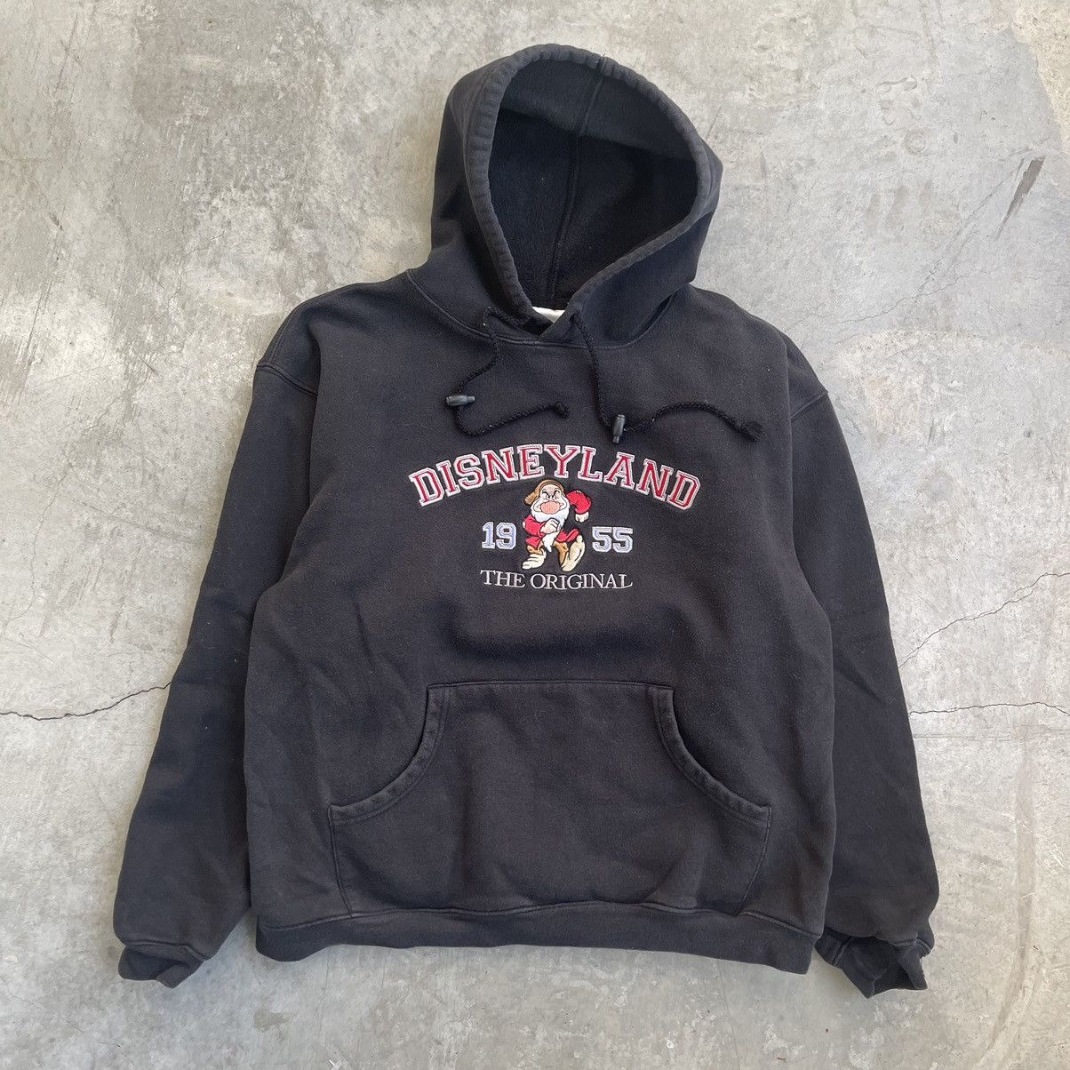 Disney × Mickey Mouse × Vintage Crazy Vintage Disney Perfect Boxy Snowhite Grumpy Hoodie Size US M / EU 48-50 / 2 - 1 Thumbnail