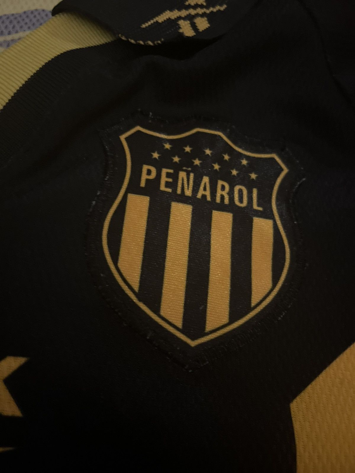 Reebok Late 90s Reebok Vintage Penarol Uruguay Jersey M Number 10 Size US M / EU 48-50 / 2 - 3 Thumbnail