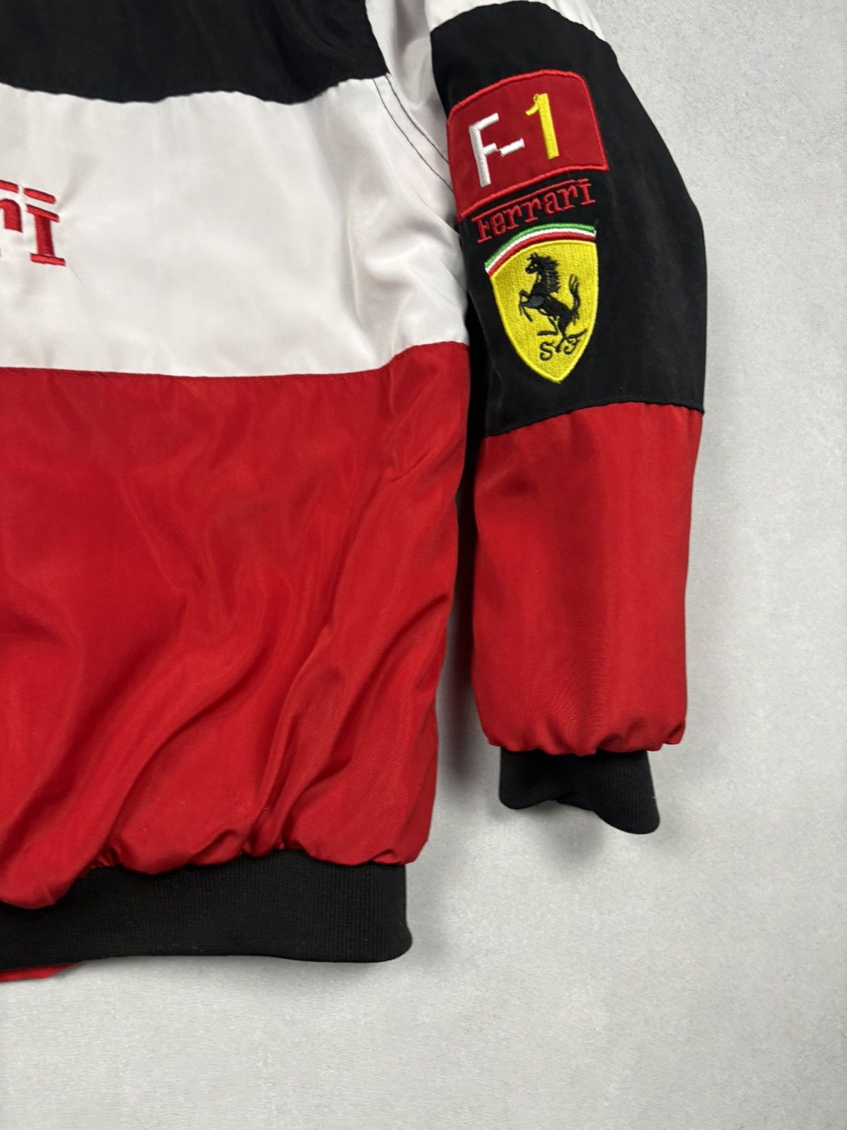 Ferrari Vintage Ferrari F1 Racing Jacket Puma Shell UPS Bridgestone Size US M / EU 48-50 / 2 - 14 Thumbnail