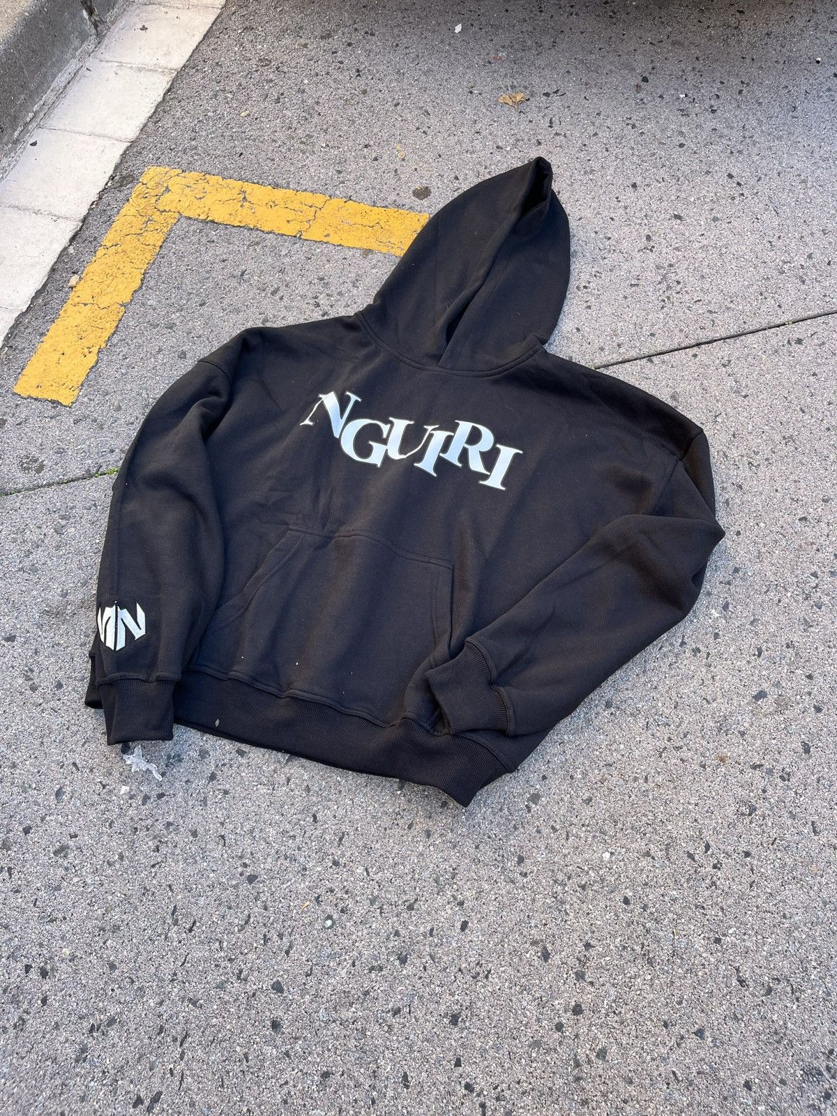 Designer Nguiri hoodie limited edition Size US L / EU 52-54 / 3 - 1 Thumbnail