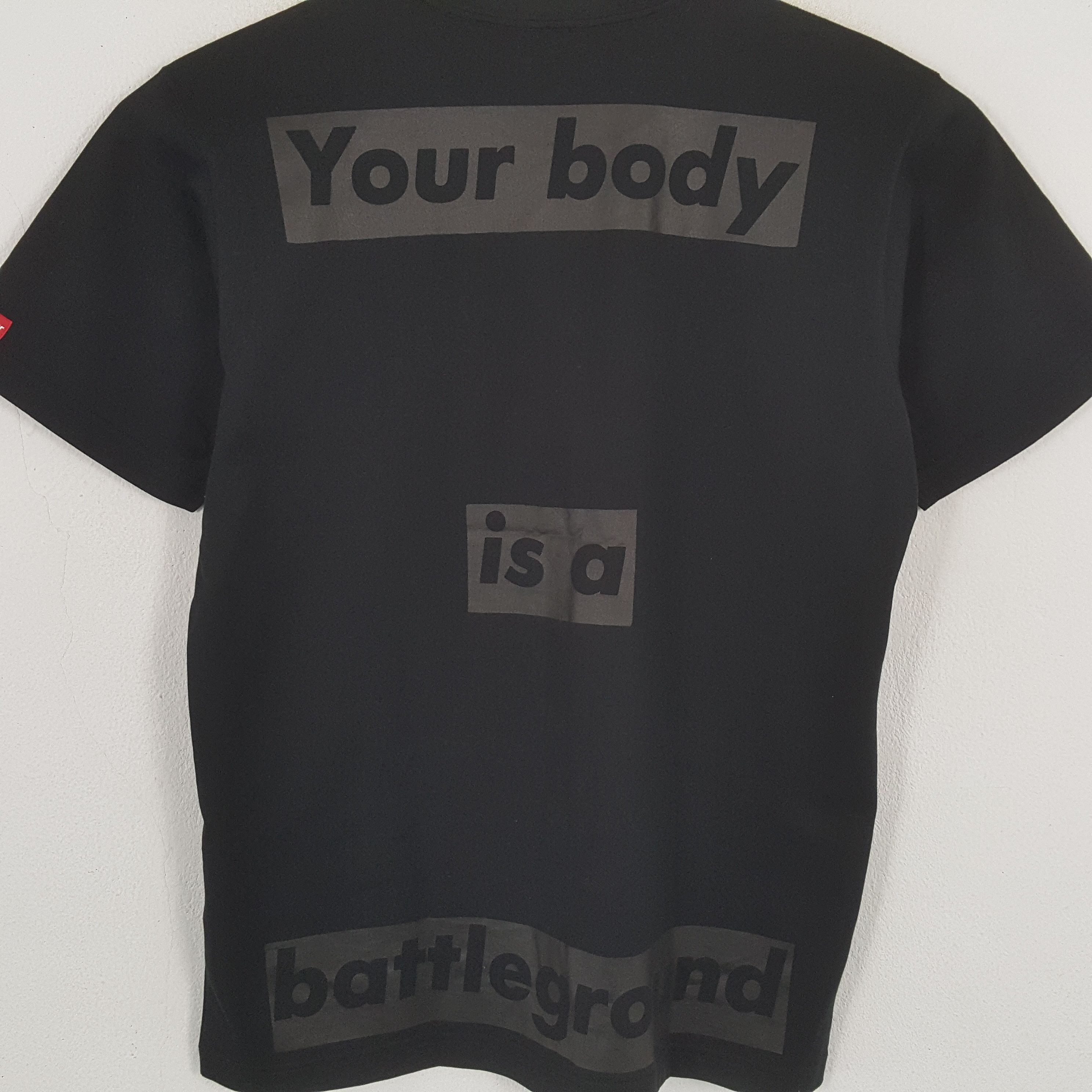Barbara Kruger × Vintage Vintage BARBARA KRUGER American Art Artist T-Shirt Size US L / EU 52-54 / 3 - 4 Thumbnail