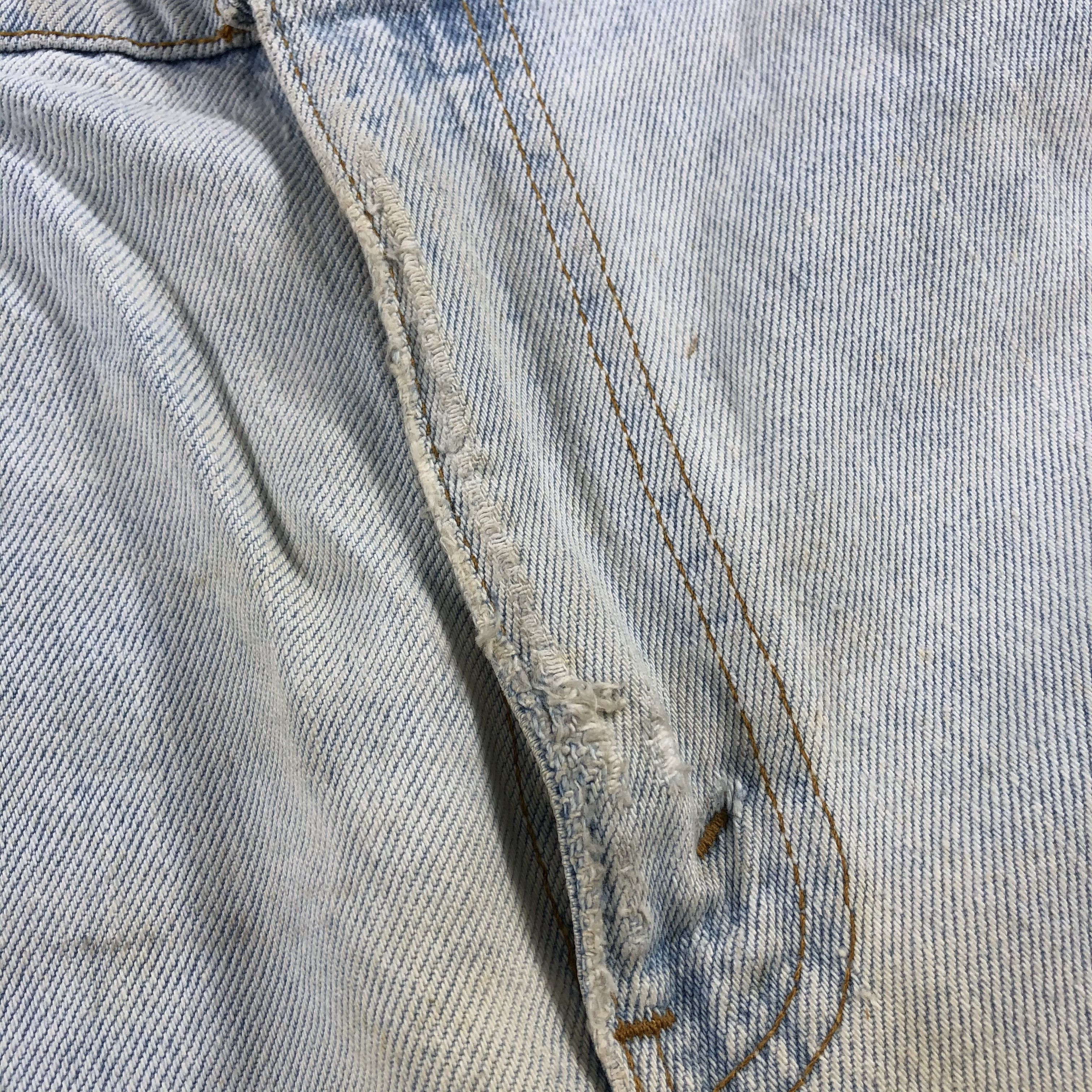 Levi's × Vintage Vintage 90s Light Wash Levis 550 Jeans-JM2171 Size US 34 / EU 50 - 11 Thumbnail