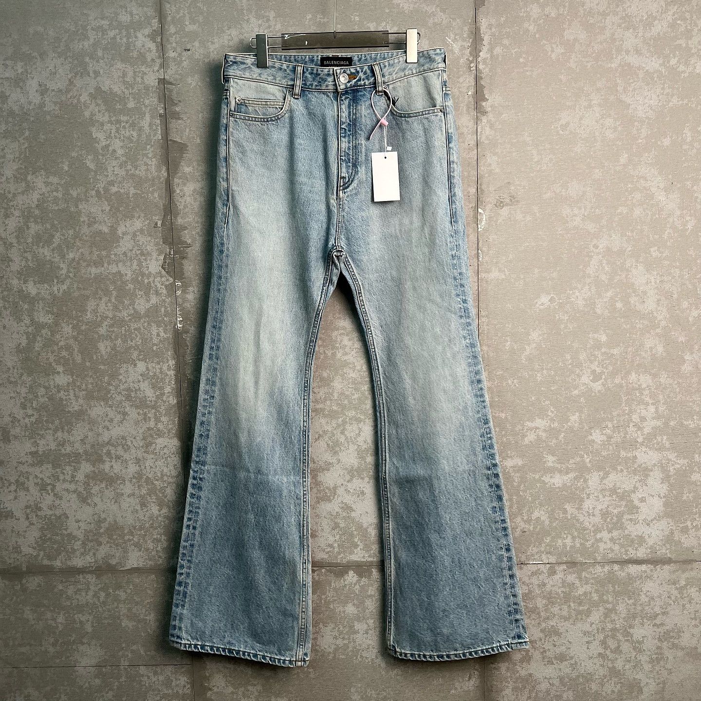 Balenciaga Balenciaga Garde-Robe Washed Jeans Size 27 Size 27" / US 4 / IT 40 - 1 Thumbnail