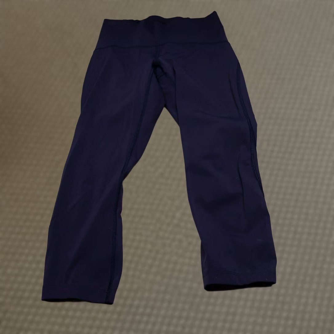 Lululemon Lululemon Leggings Women 6 Blue High Rise Cropped Yoga Gym 23x20 Activewear Size 28" / US 6 / IT 42 - 1 Thumbnail