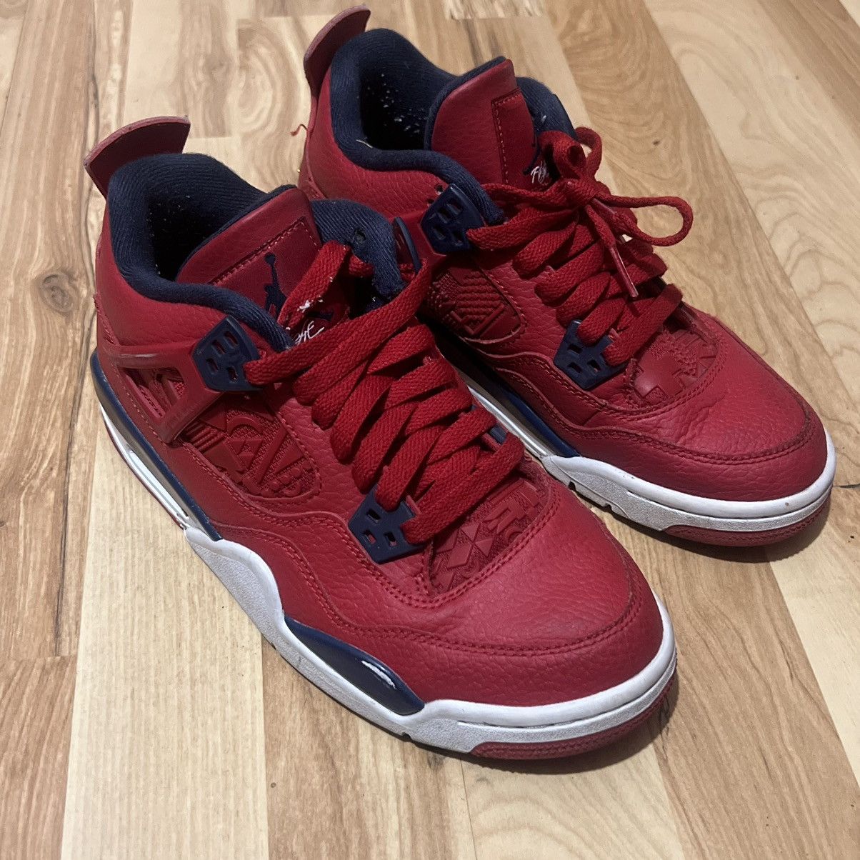 Jordan Brand Air Jordan 4 Fiba Sz 5.5y Size US 7 / IT 37 - 1 Thumbnail