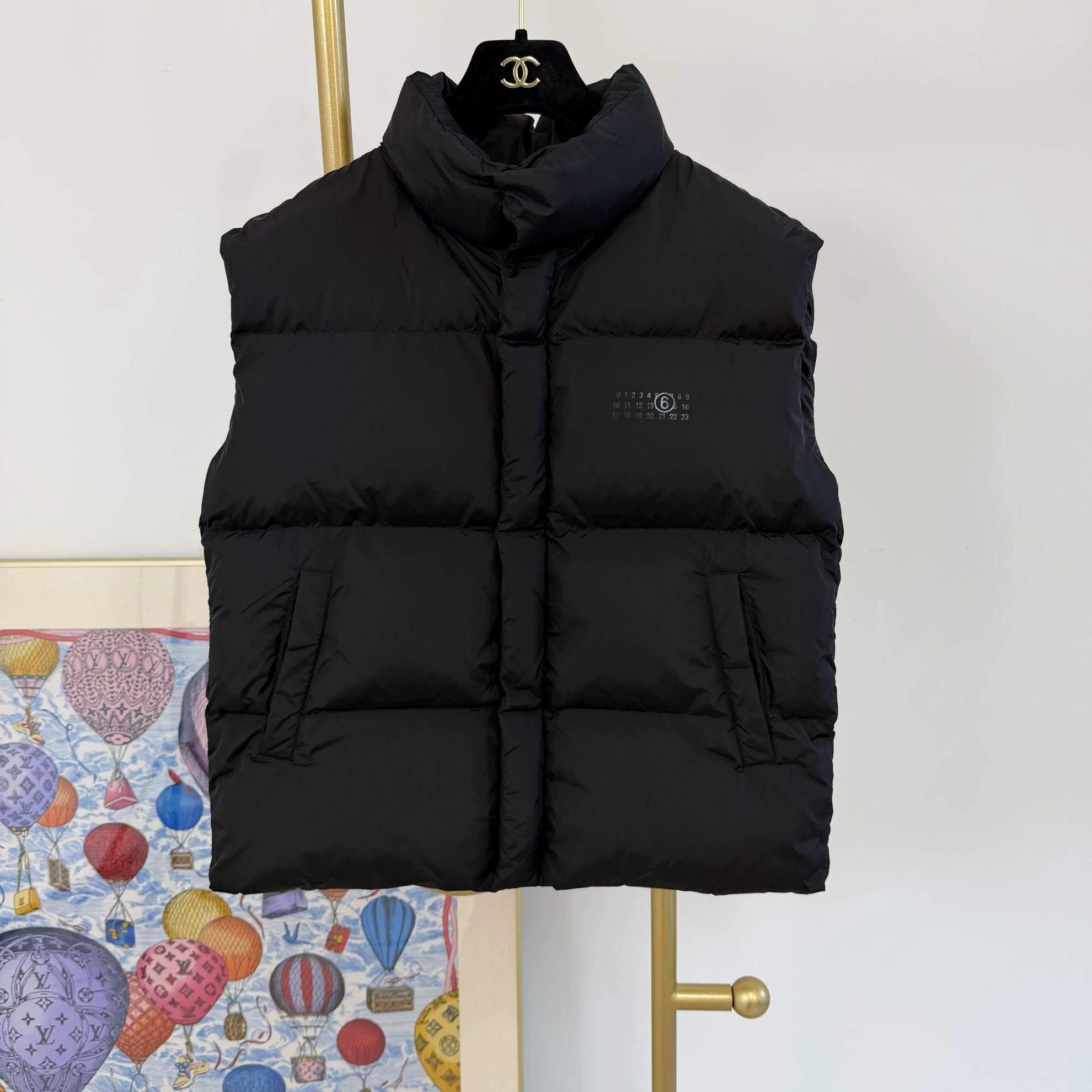 MM6 MM6 Black Down Vest Size 12 with tags 1129 Size XL / US 12-14 / IT 48-50 - 2 Thumbnail