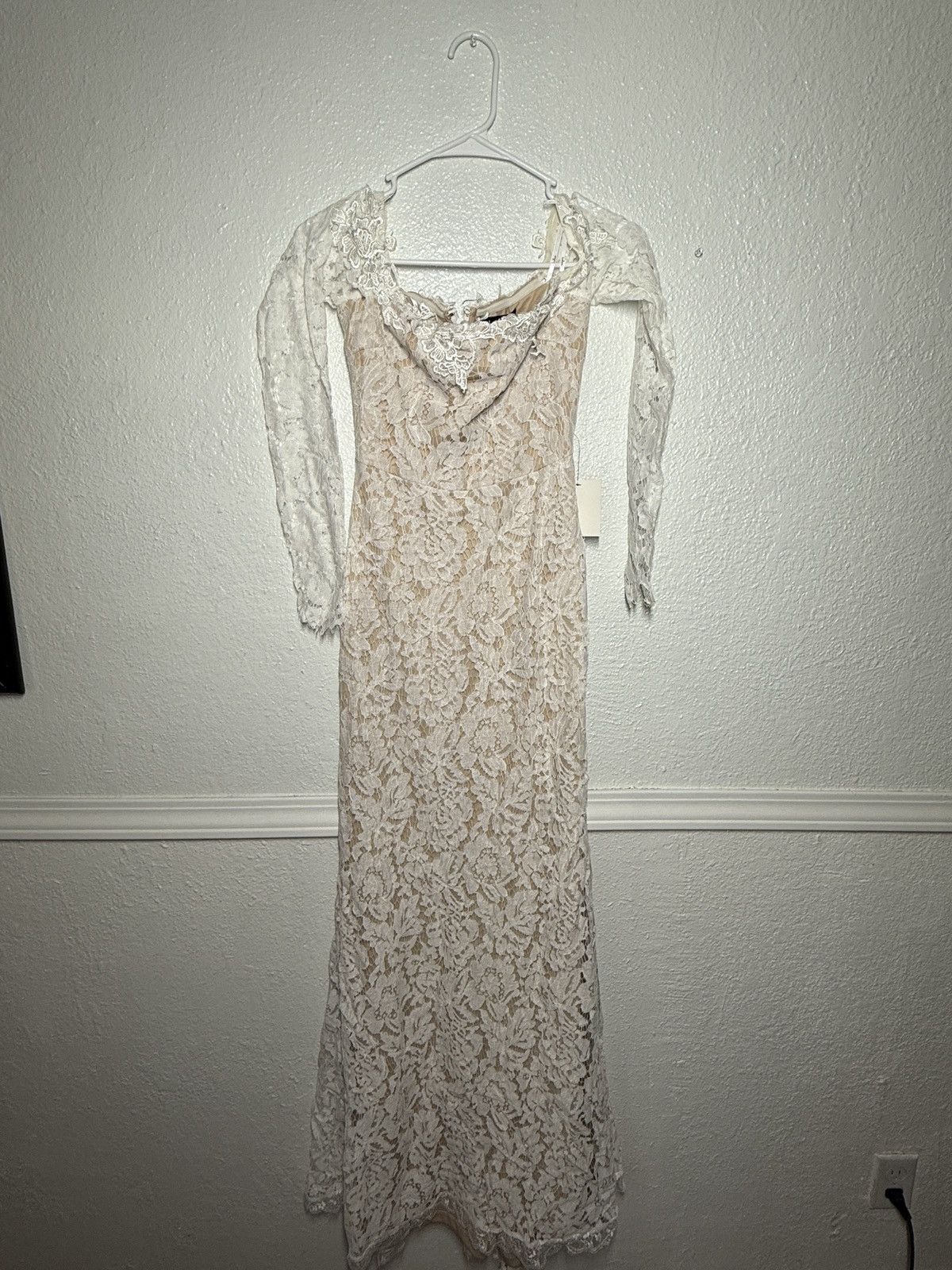 Lulus New wedding dress Size XXS / US 00 / IT 34 - 4 Thumbnail