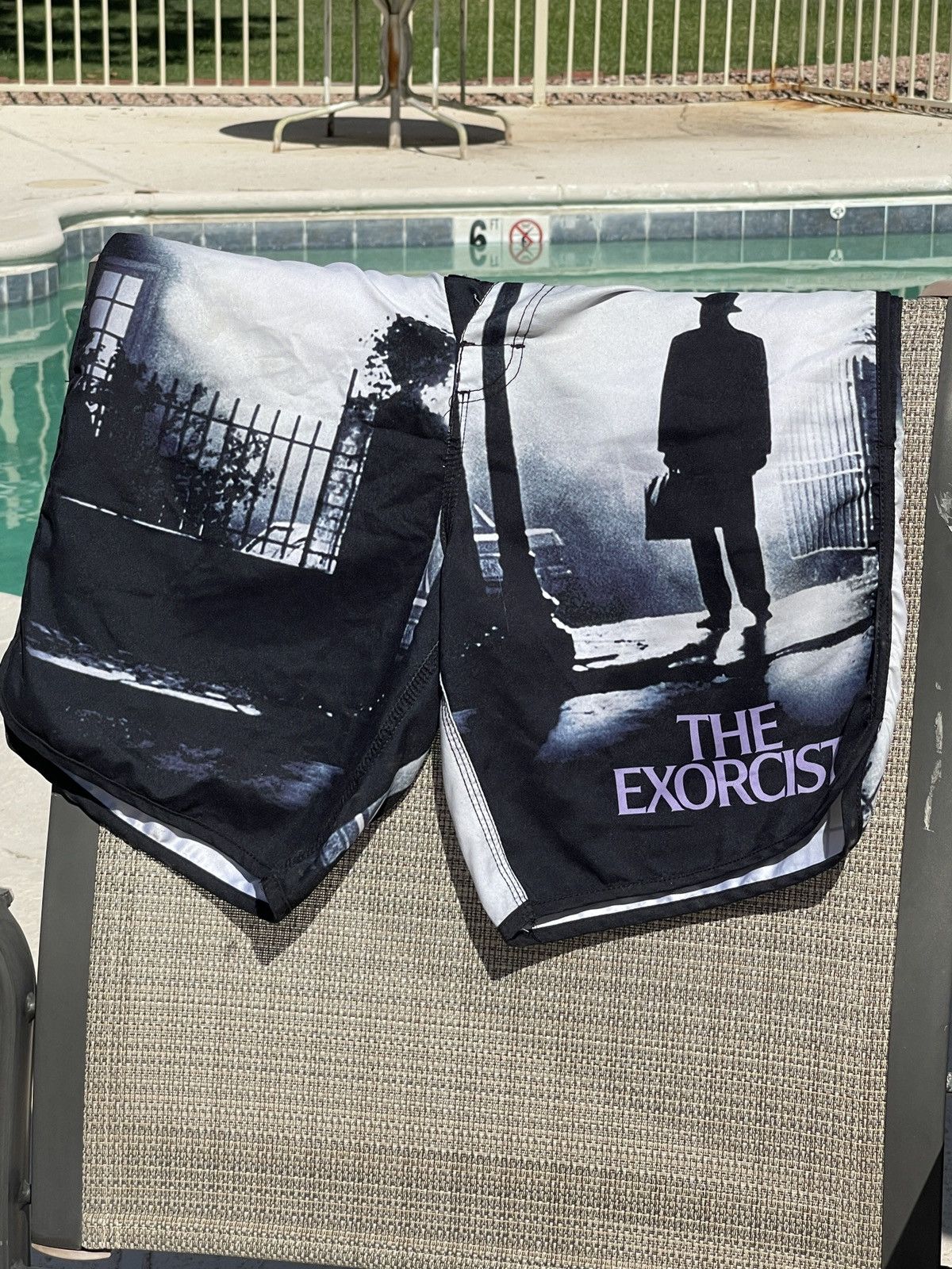 Hot Topic The Exorcist Swim Trunks 👹 Size US 30 / EU 46 - 1 Thumbnail