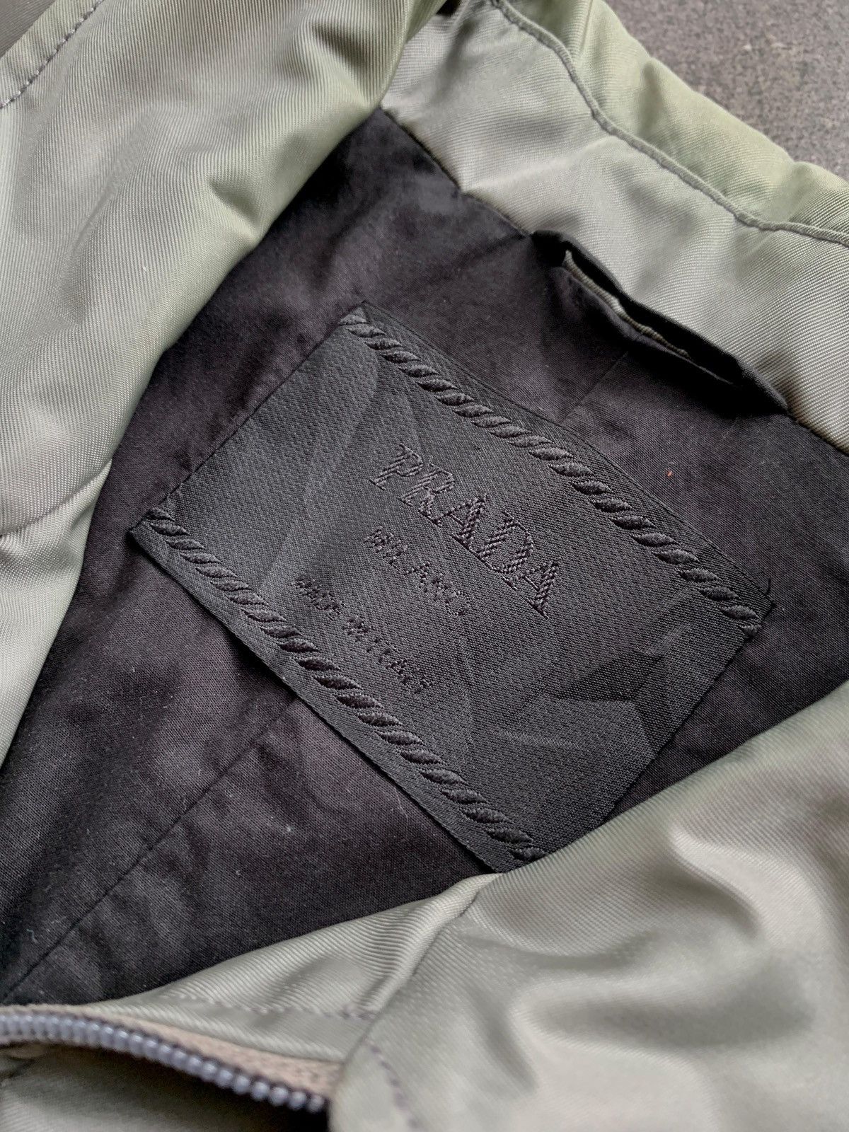Prada FREE TAX! 2000s Nylon Metallic Silver Work Jacket Size US M / EU 48-50 / 2 - 7 Thumbnail