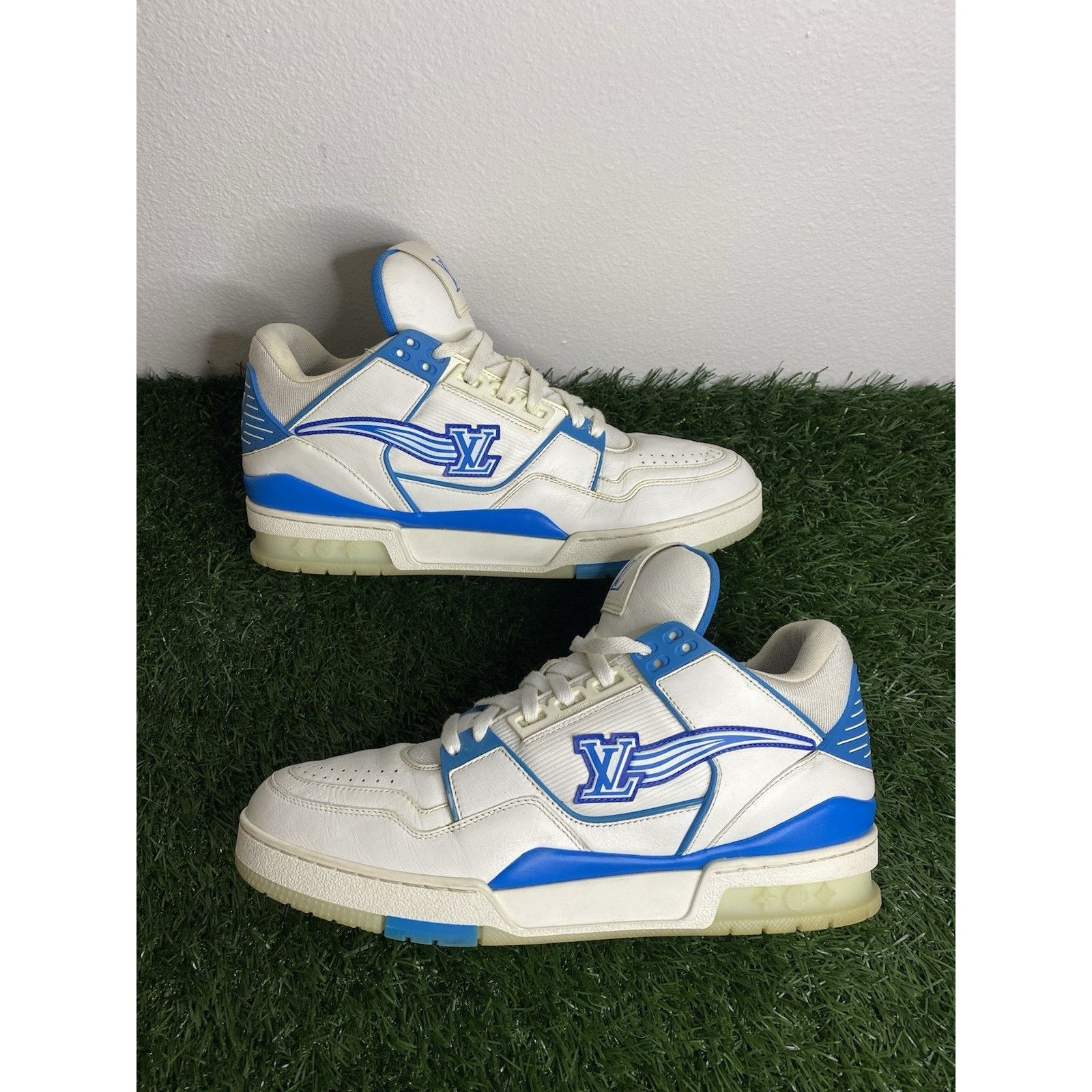 Louis Vuitton Louis Vuitton Trainer “AZUR” | Size 9 LV Size US 10 / EU 43 - 2 Thumbnail