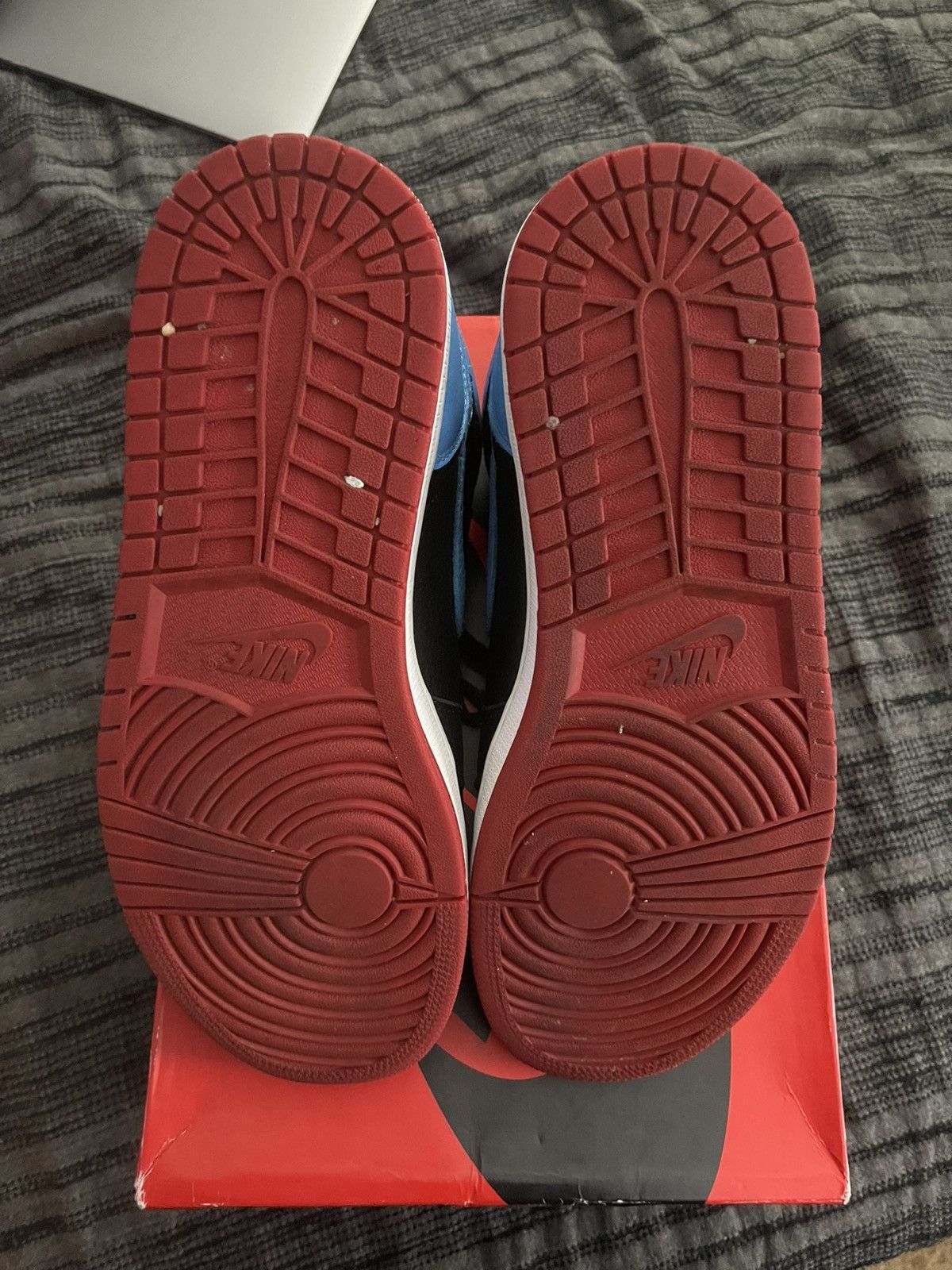 Jordan Brand WMNS AIR JORDAN 1 HIGH OG Nc to Chi Size US 11.5 / EU 44-45 - 2 Thumbnail