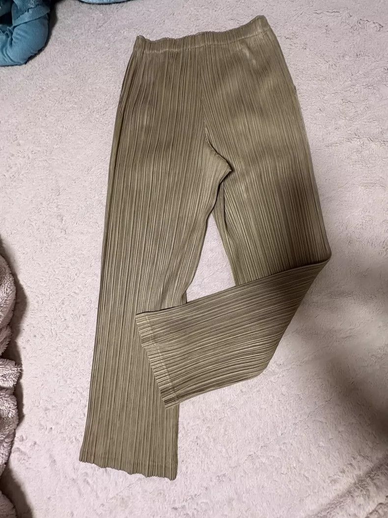 Issey Miyake Issey Miyake size:2 Brown pleated trousers Size 22" - 2 Thumbnail