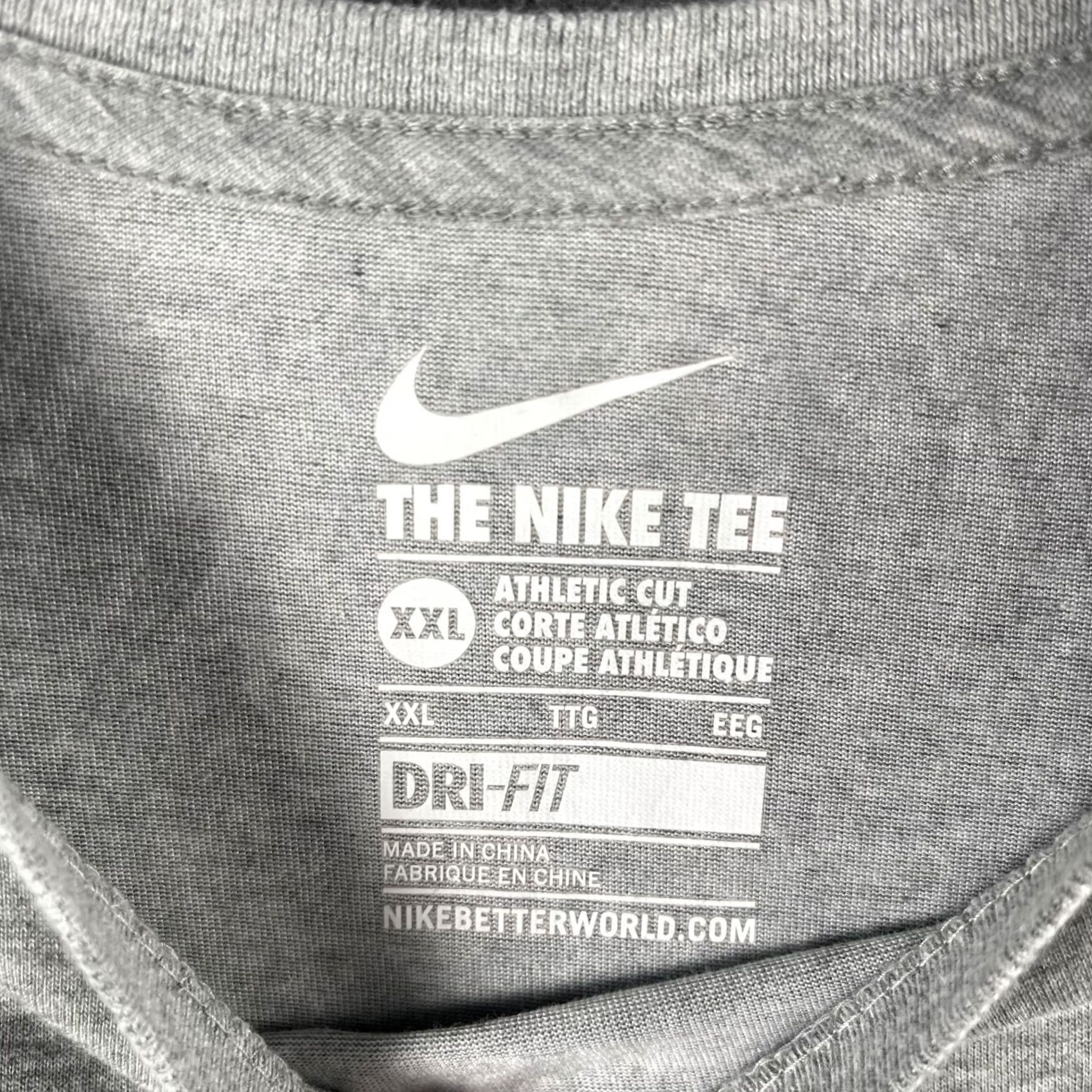 Nike Nike T-Shirt Mens L/S 2XL Gray Dry Fit Elite Athletic Cut Workout Gym Swoosh Size US XXL / EU 58 / 5 - 7 Thumbnail