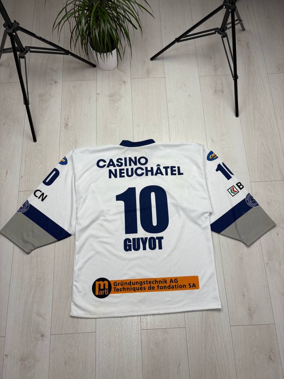 NHL Vintage Neuchatel Hockey Jersey #10 GUYOT Size US XL / EU 56 / 4 - 8 Thumbnail