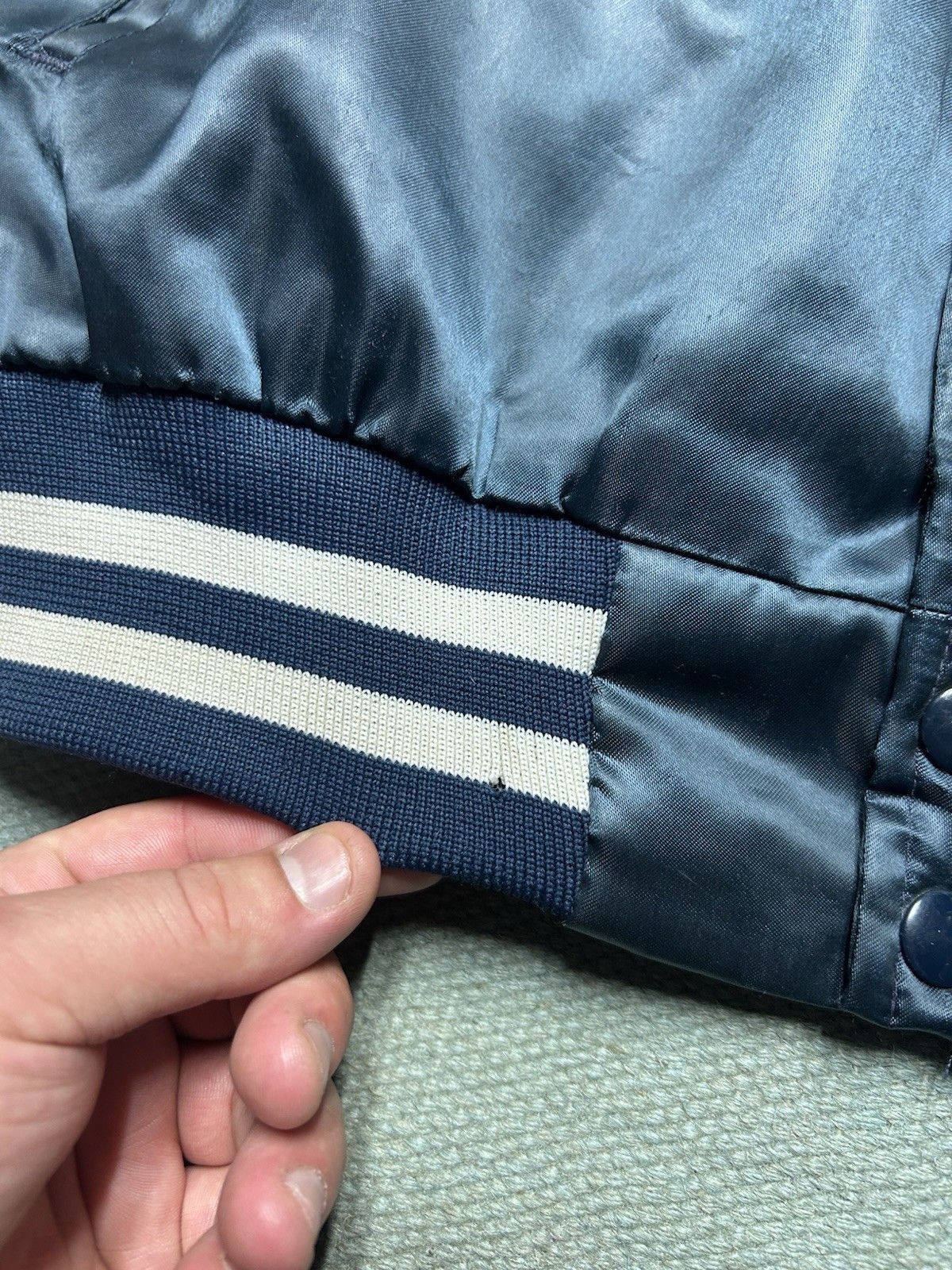Vintage 80s satin bomber jacket hutch’s Kerrie out Montpelier ohio L Size US L / EU 52-54 / 3 - 14 Thumbnail