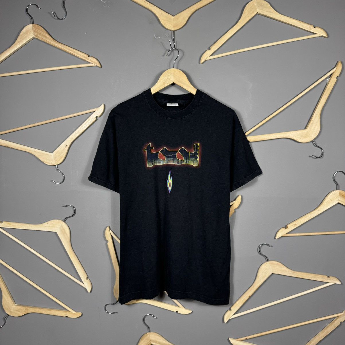 Band Tees TOOL 2002 Diagram Flame Band T-shirt Size US M / EU 48-50 / 2 - 1 Thumbnail