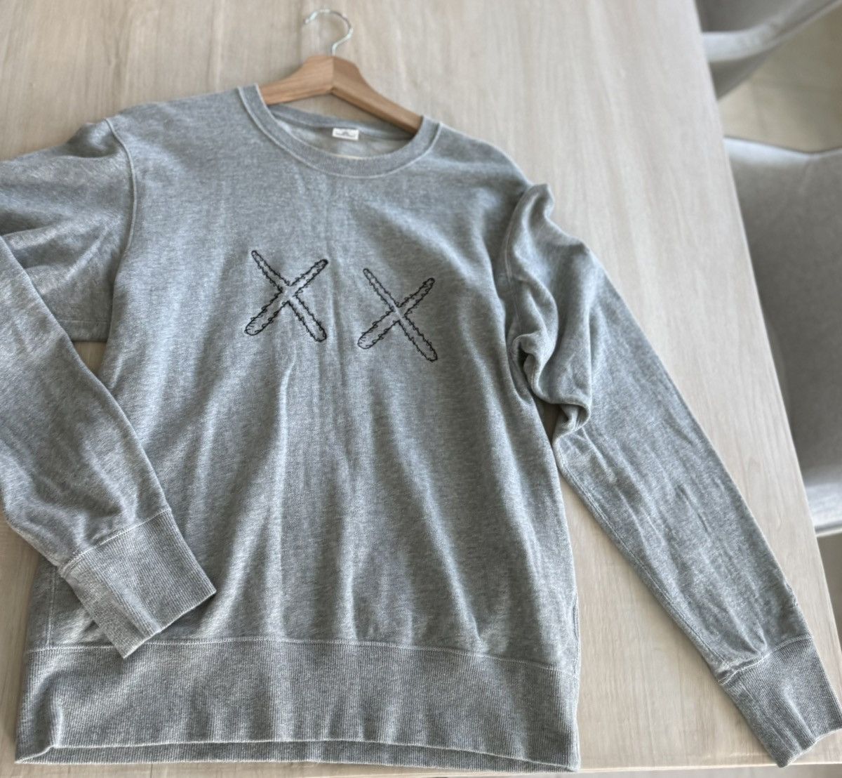 Kaws × Uniqlo Uniqlo x Kaws Sesame Street XX Swearshirt Size US S / EU 44-46 / 1 - 7 Thumbnail