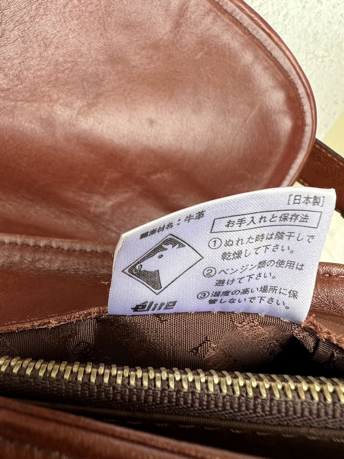 Tokio Kumagai Vintage 90s Tokio Kumagai Paris Patina Leather 2 Way Bag Size ONE SIZE - 25 Thumbnail