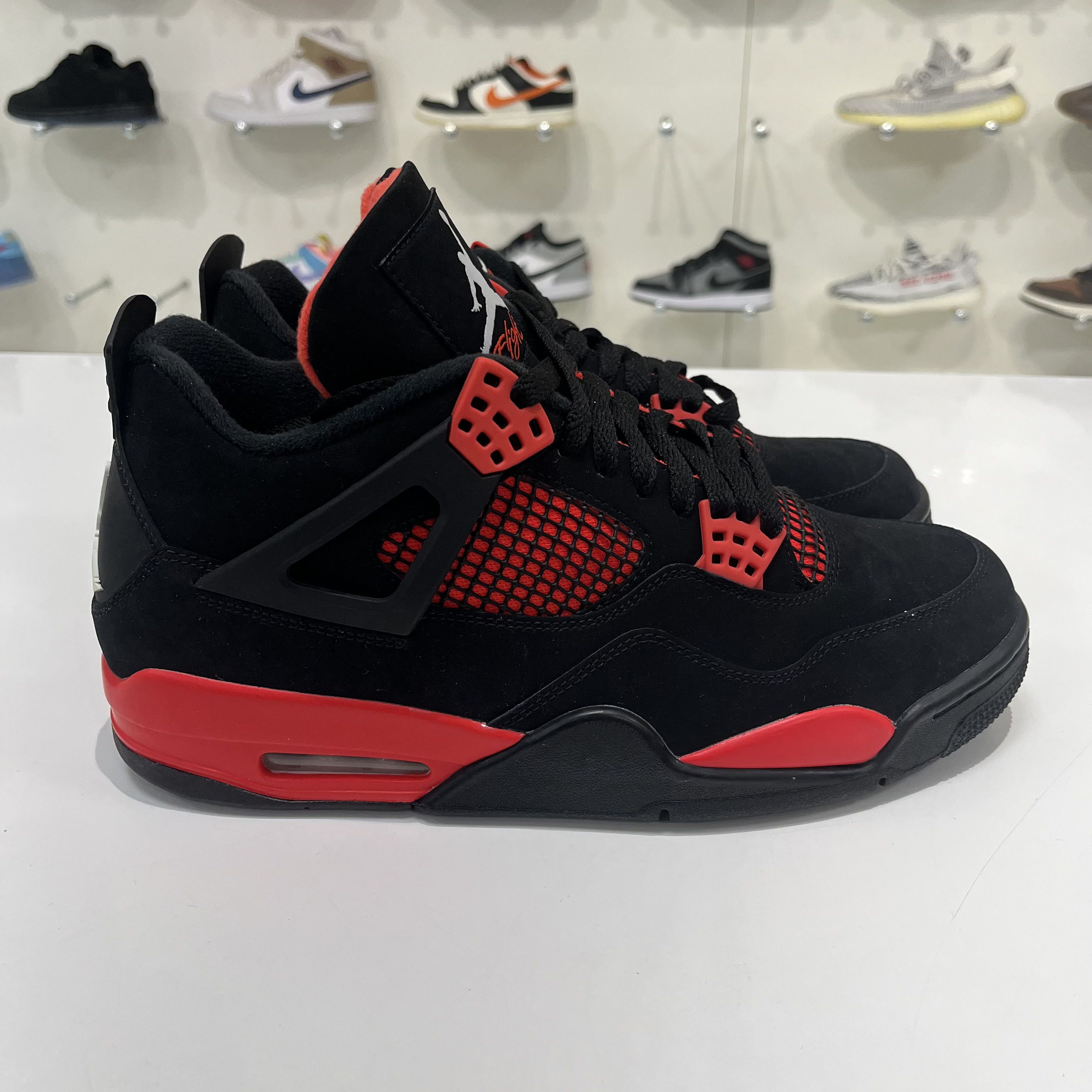 Nike Air Jordan 4 Retro Red Thunder Size US 7.5 / EU 40-41 - 4 Thumbnail