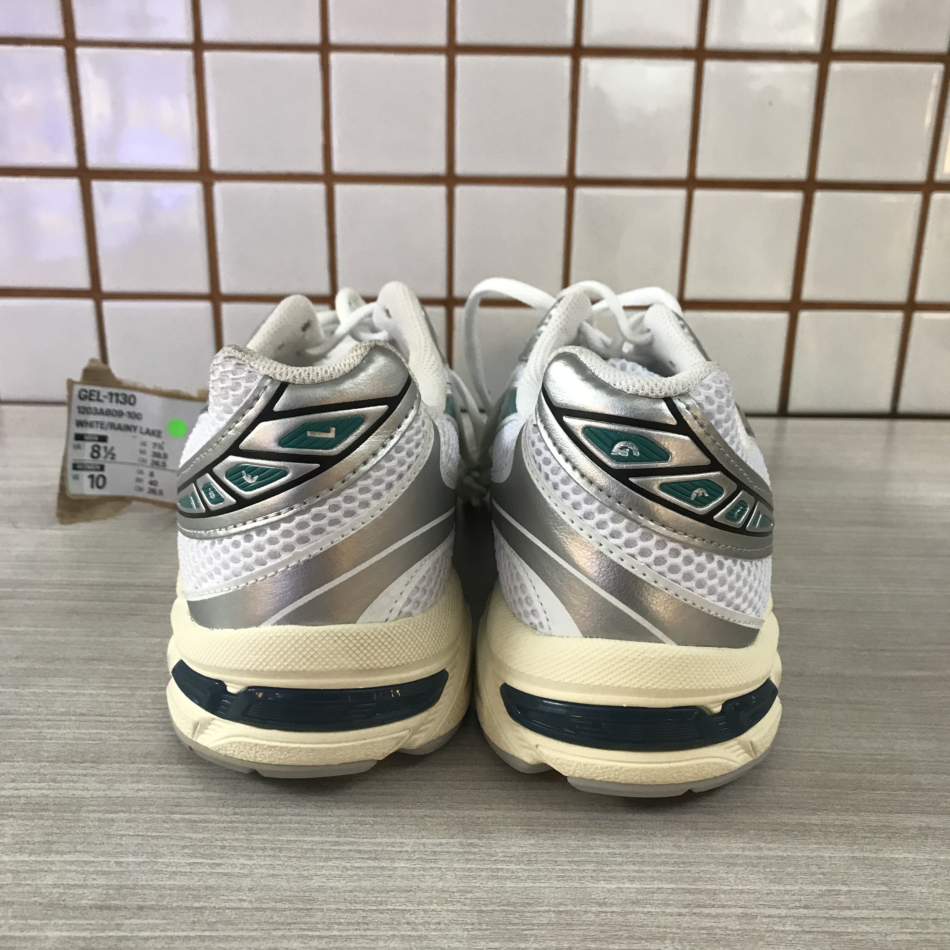 Asics ASICS GEL-1130 RETRO TECH STYLE FITS TODAY’S CITY Size US 9 / EU 42 - 5 Thumbnail