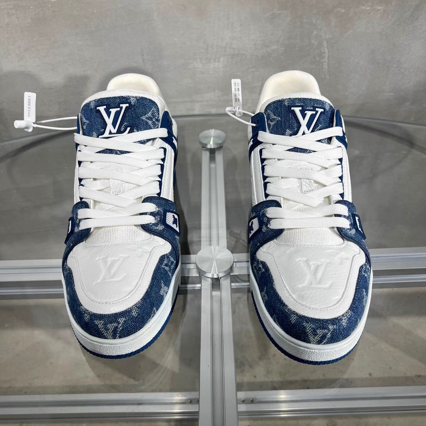 Louis Vuitton LV Trainer White Blue Denim UK8 (42) Tried On Only Size US 8 / EU 41 - 1 Thumbnail