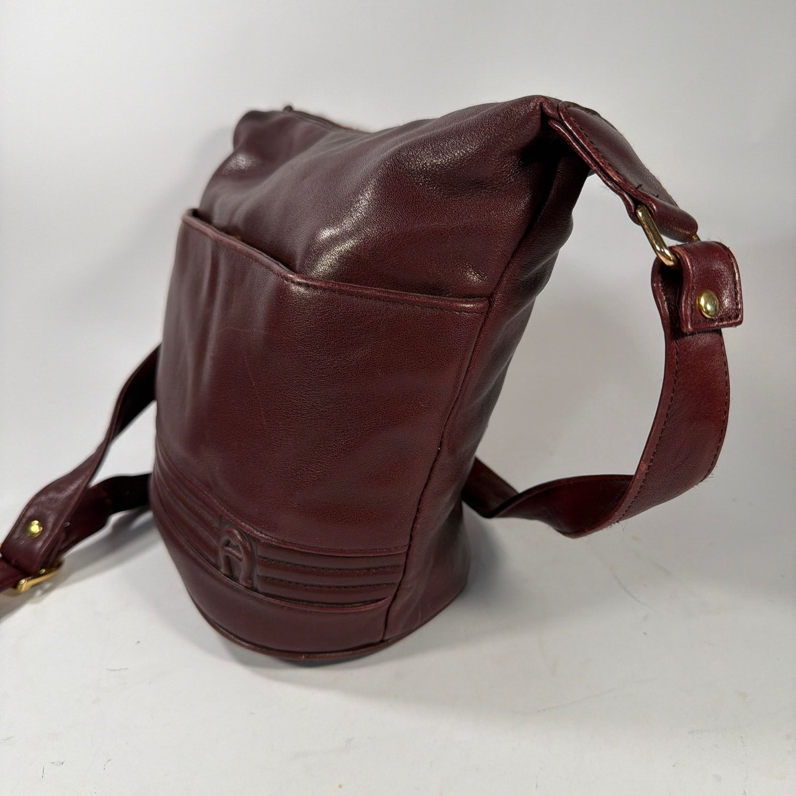 Etienne Aigner Etienne Aigner Genuine Leather Burgundy Hobo Shoulder Bag Size ONE SIZE - 2 Thumbnail