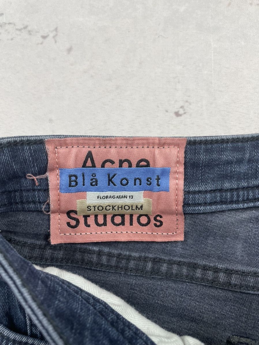 Acne Studios Acne Studios W25 L32 Climb Blue Black Denim Jeans Womens EGV Size 25" / US 0 / IT 36 - 5 Thumbnail
