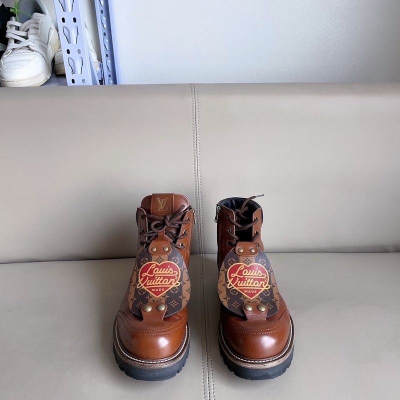 Louis Vuitton Nigo x Louis Vuitton Brown Outdoor Ankle Boots 0089 Size US 9.5 / EU 42-43 - 1 Thumbnail
