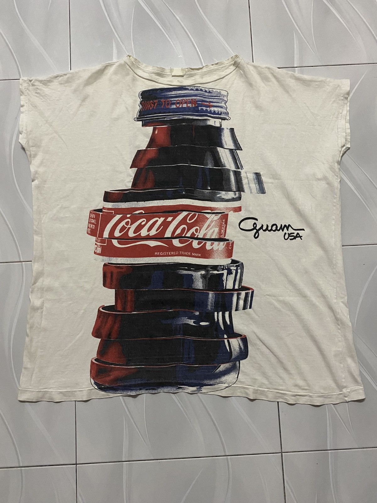 Other Vintage 1980’s Coca Cola Bottle AOP Tee Size XL / US 12-14 / IT 48-50 - 1 Thumbnail