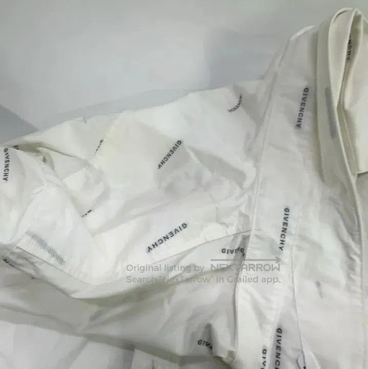 Givenchy Givenchy SS23 Point Collar Logo Print Layered Long. Size US XXS / EU 40 - 3 Thumbnail