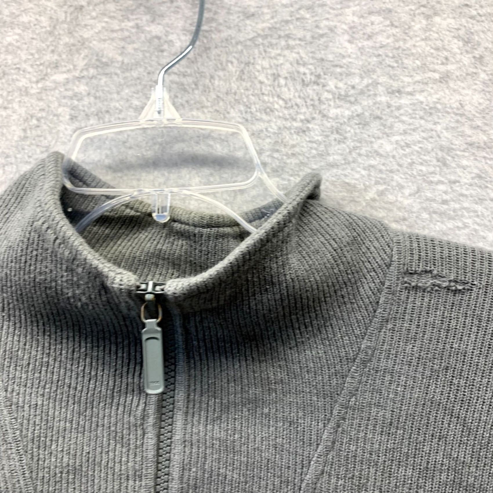 Eddie Bauer VINTAGE Eddie Bauer Sweater Mens Adult Large Gray Cotton Knit Pullover 90s Crew Neck 1/4 Zip Heavyweight Knit Size US L / EU 52-54 / 3 - 6 Thumbnail