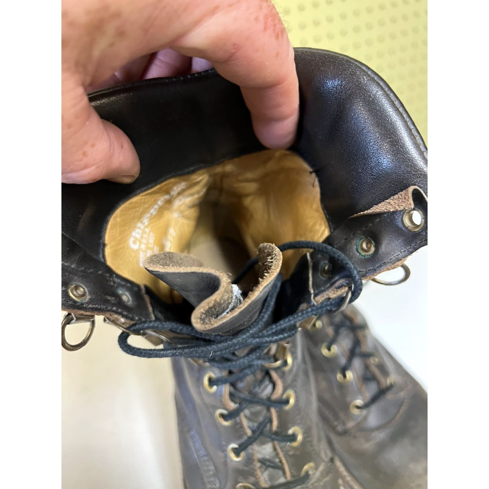 Chippewa VINTAGE Chippewa BOOTS Leather Work & Safety 29417 Men 9E Brown Leather Slip Resistant Cushioned Lace Up Round Toe Vintage 1994 1995 Stock # 29417 Size US 6 / EU 39 - 6 Thumbnail