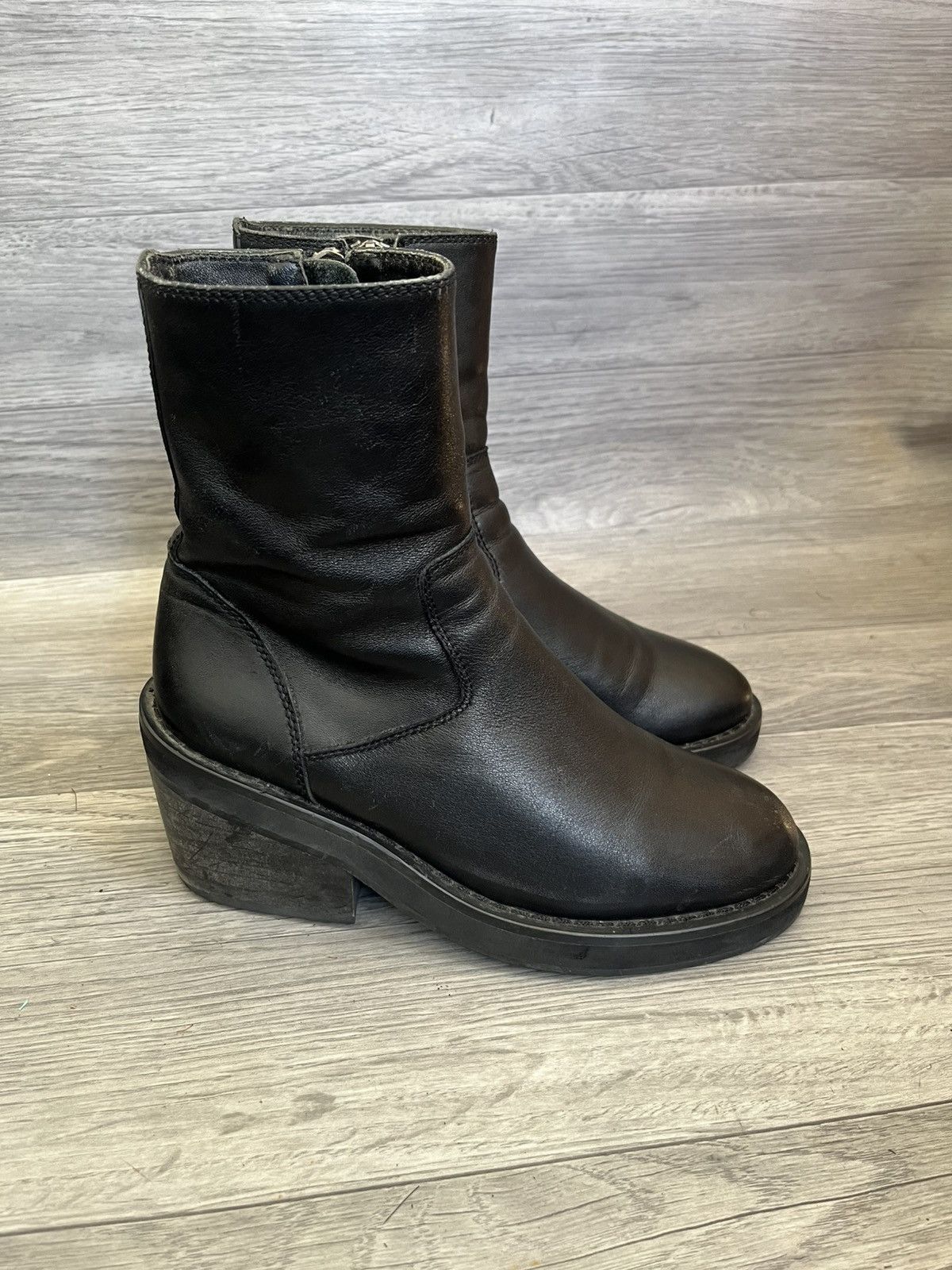 Ann Demeulemeester Ann demeulemeester ankle leather short boots sz 36 Size US 6 / IT 36 - 5 Thumbnail
