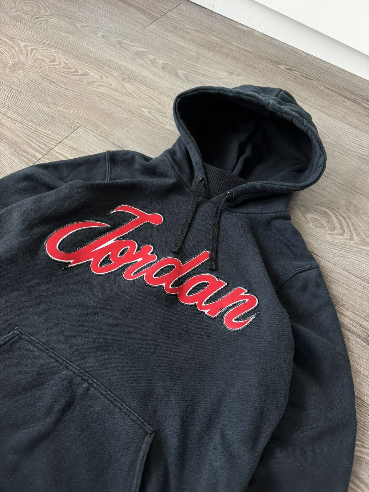 Jordan Brand Nike Air Jordan Big Logo Vintage 90s Hoodie Size US L / EU 52-54 / 3 - 13 Thumbnail