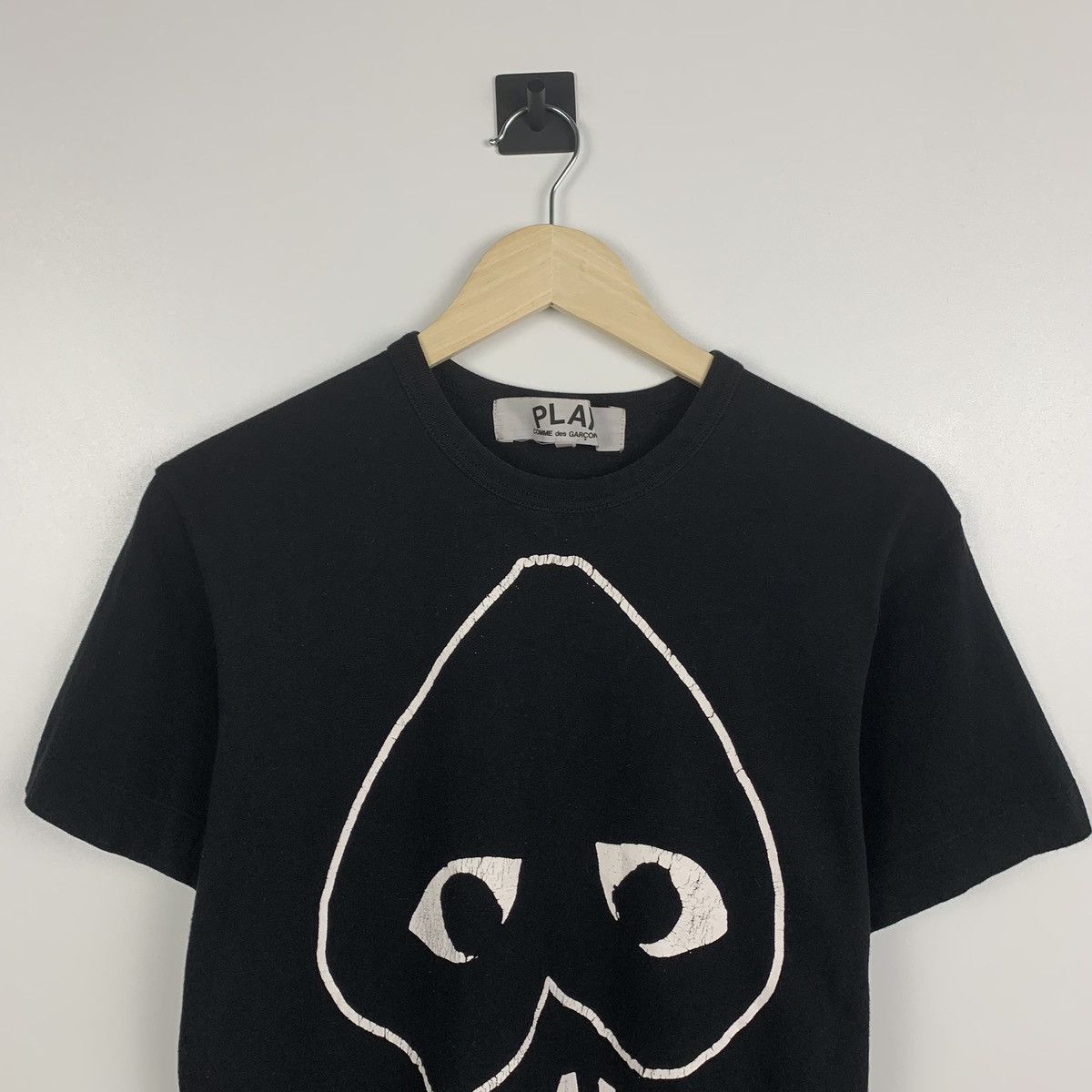 Comme des Garcons PLAY Comme Des Garcons Play Tee Japanese Big Logo Size US M / EU 48-50 / 2 - 2 Thumbnail