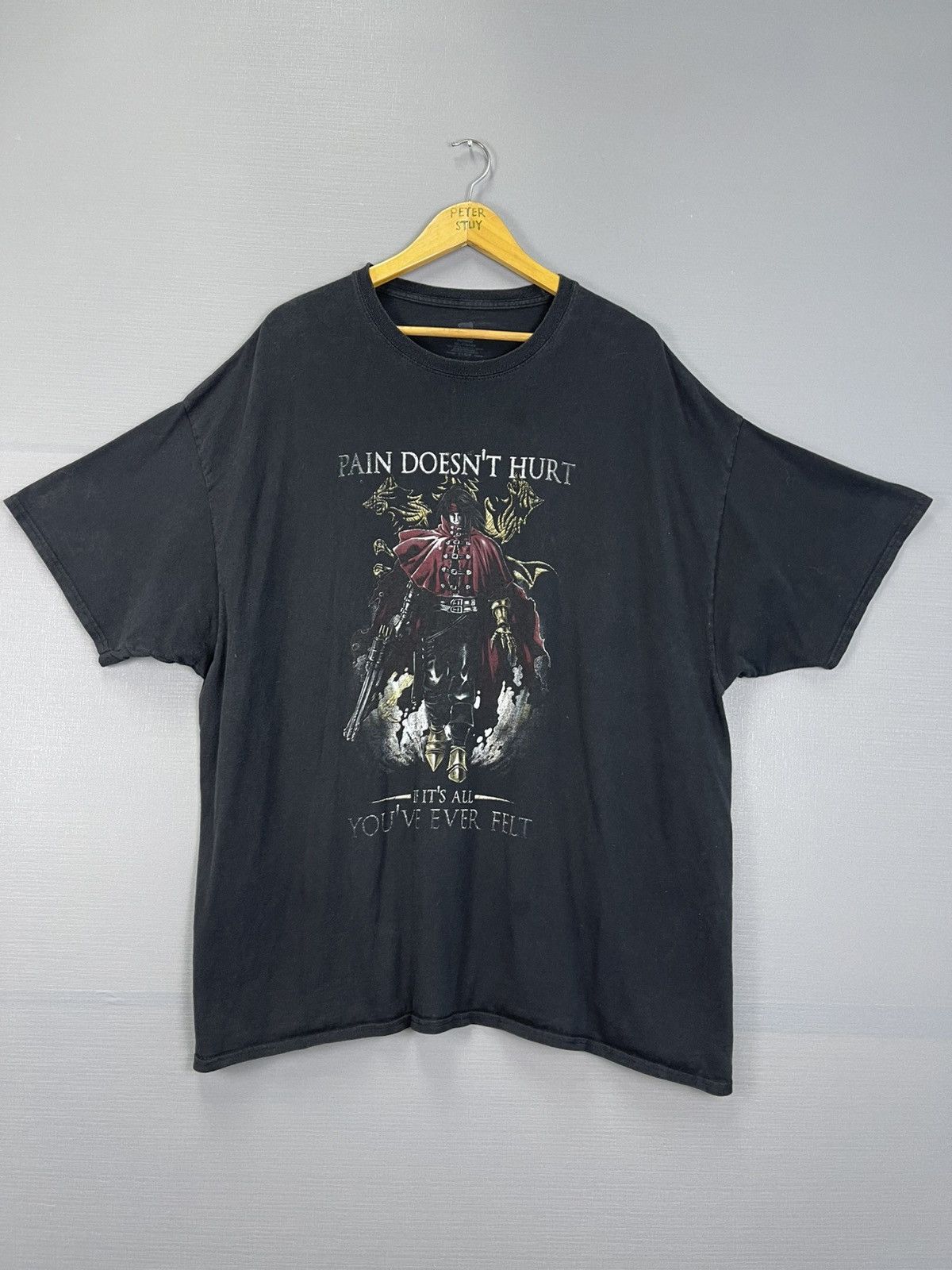 Hanes Vincent Valentine FF7 T-Shirt Size US XXL / EU 58 / 5 - 1 Thumbnail