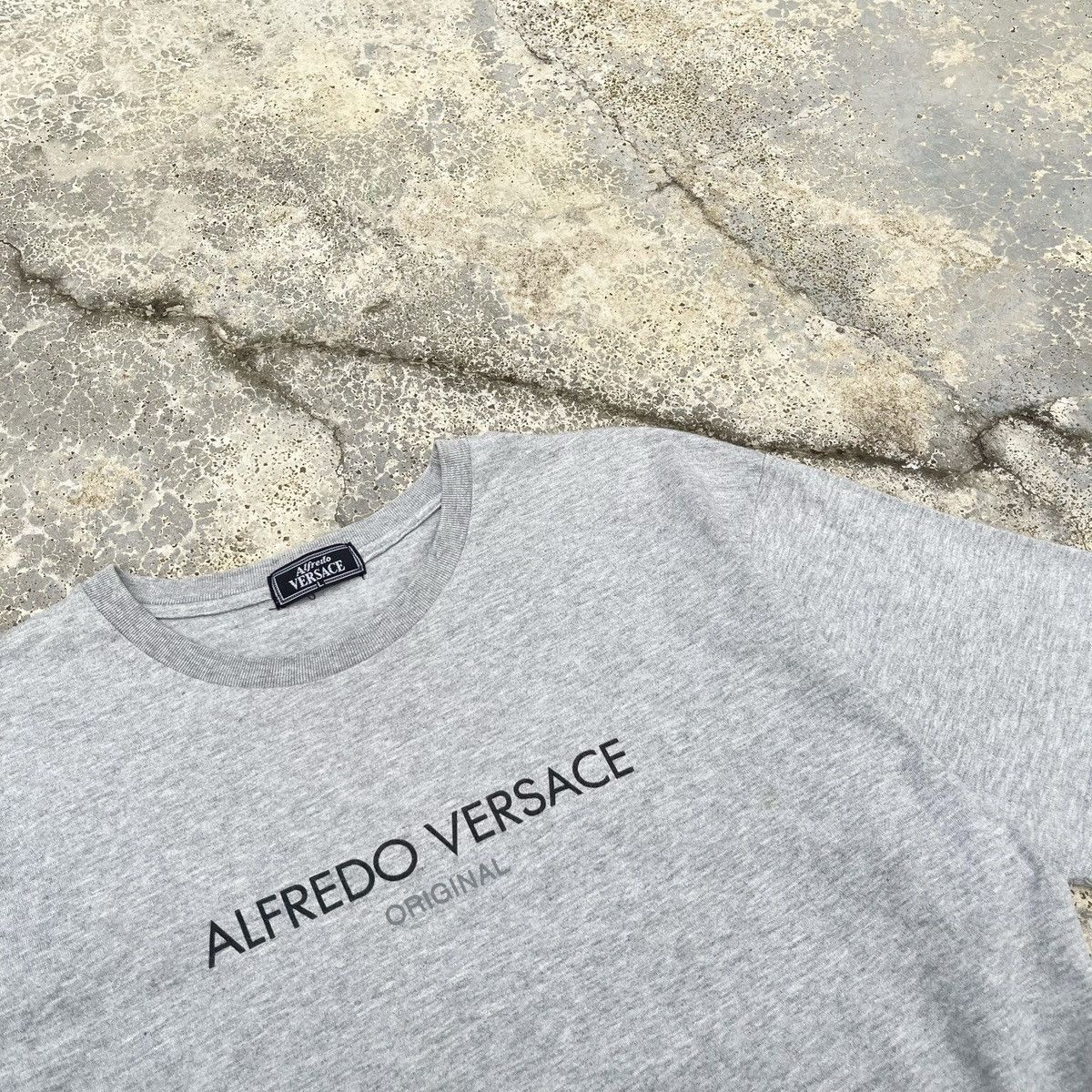 Versace Alfredo Versace Original Designer Nice Spell Out Design Tee Size US L / EU 52-54 / 3 - 2 Thumbnail